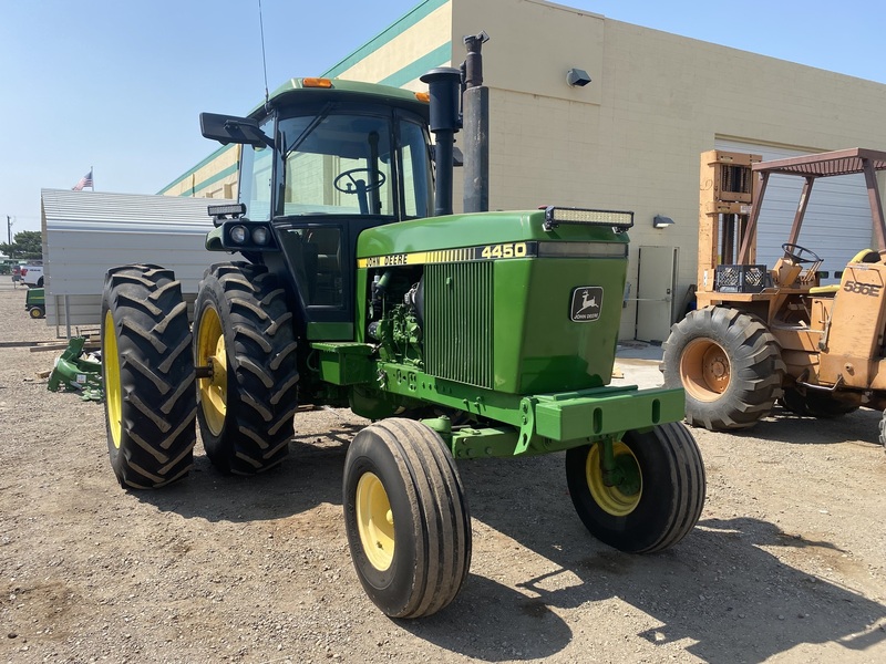 mf 1983 John Deere 4450 MFWD tractor in Piedmont, OK | Item