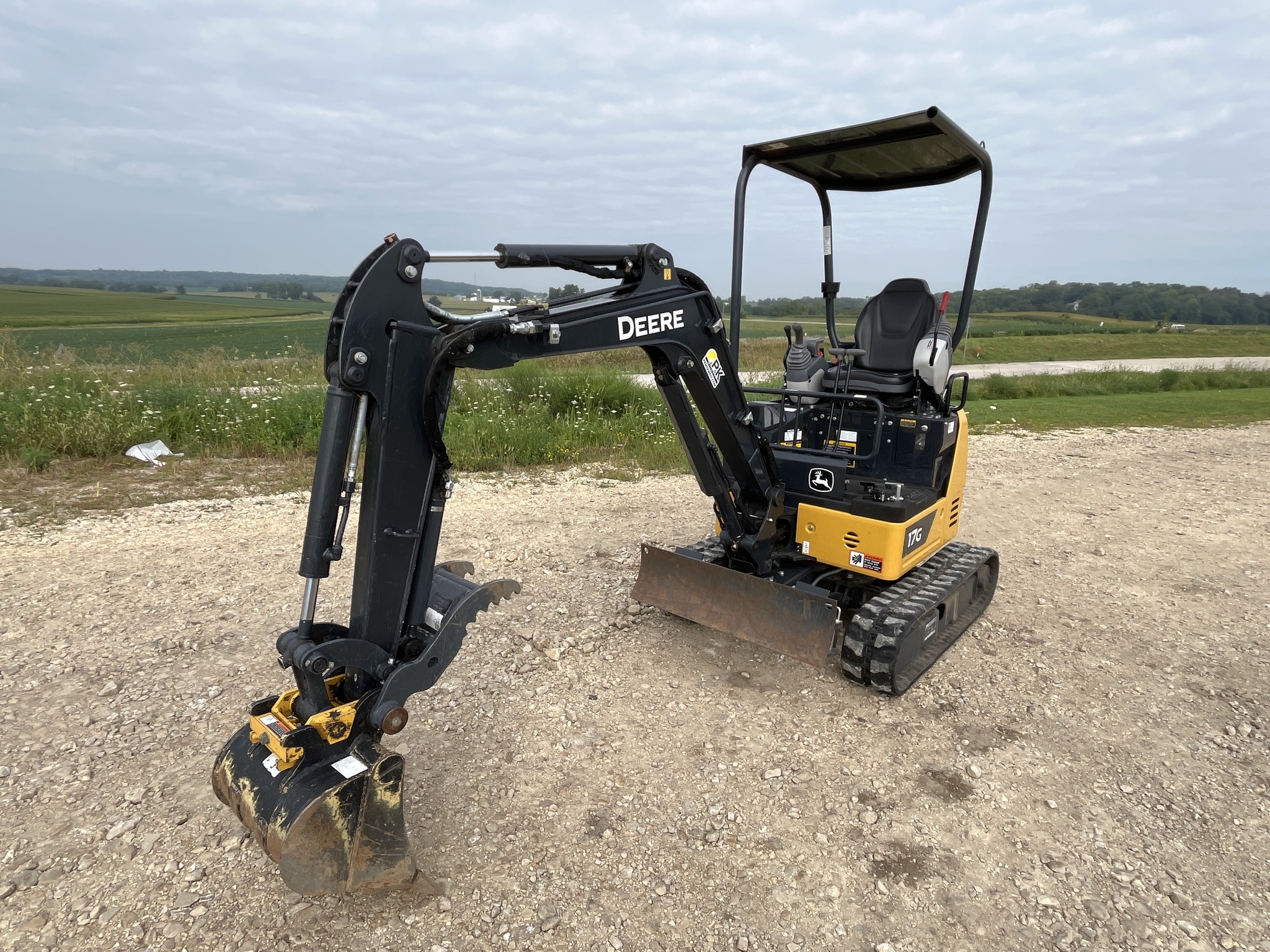 2022 John Deere 17G Mini Excavator