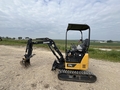 2022 John Deere 17G Mini Excavator