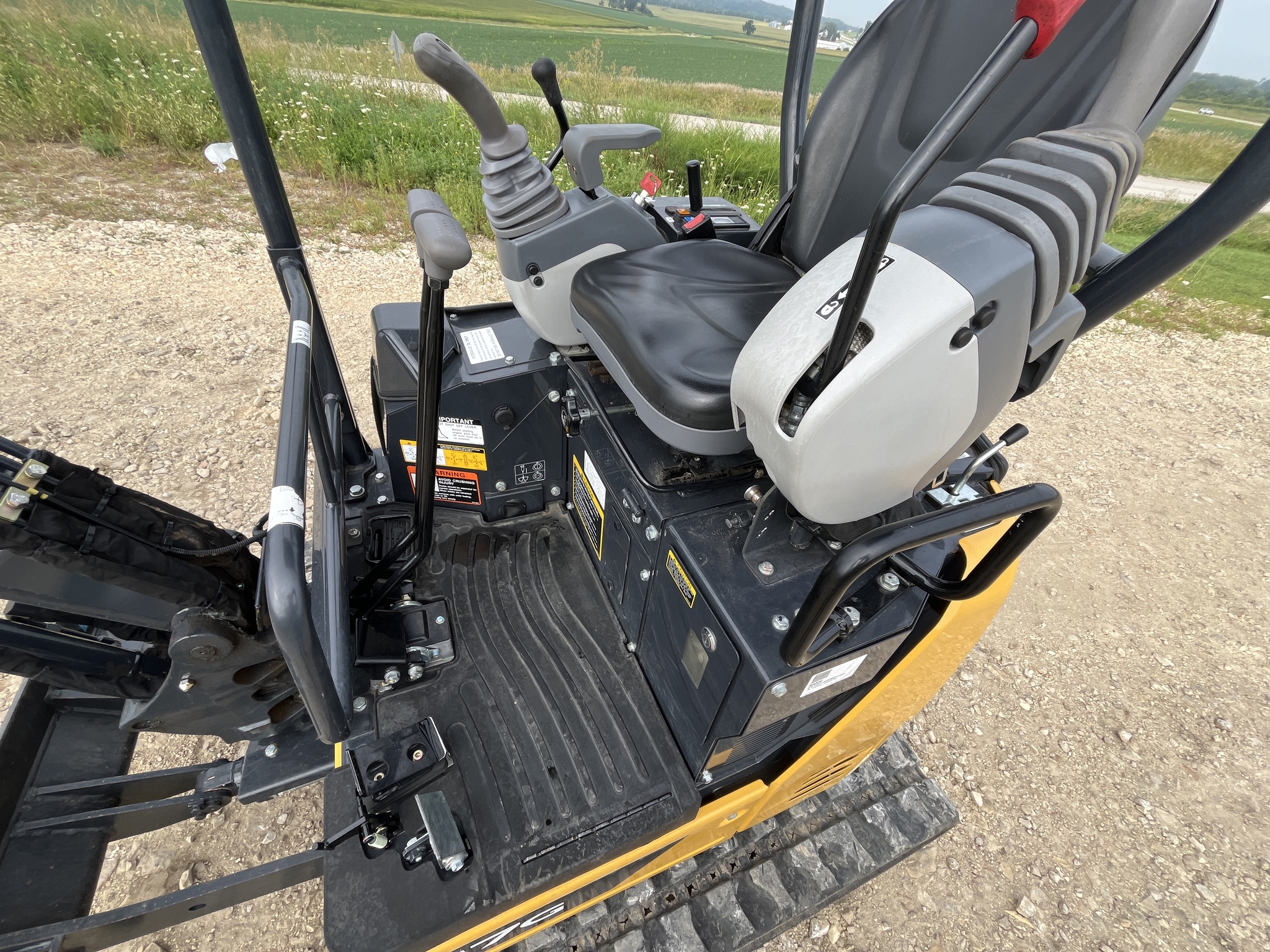 2022 John Deere 17G Mini Excavator