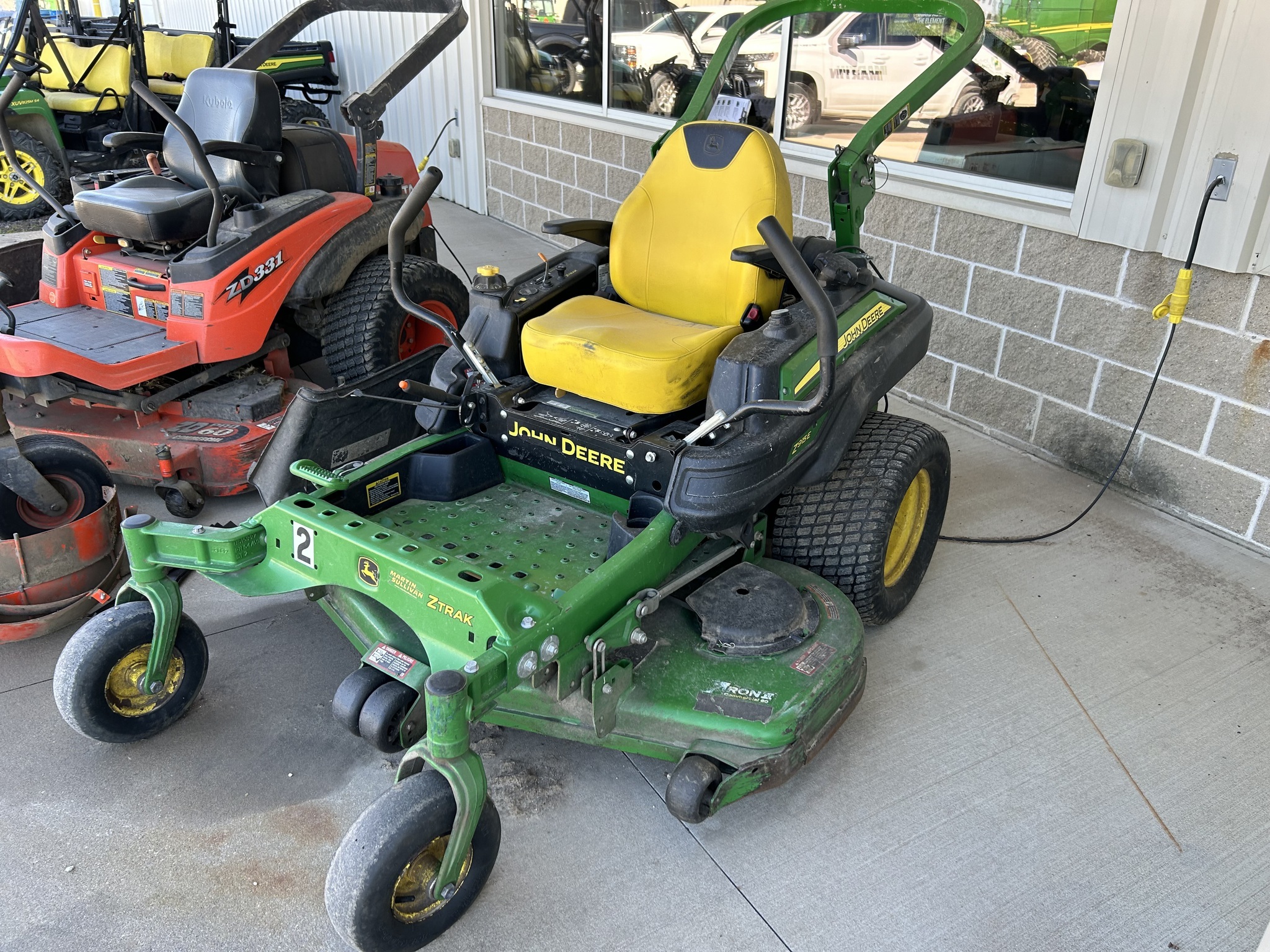2020 John Deere Z915E Lawn Mower