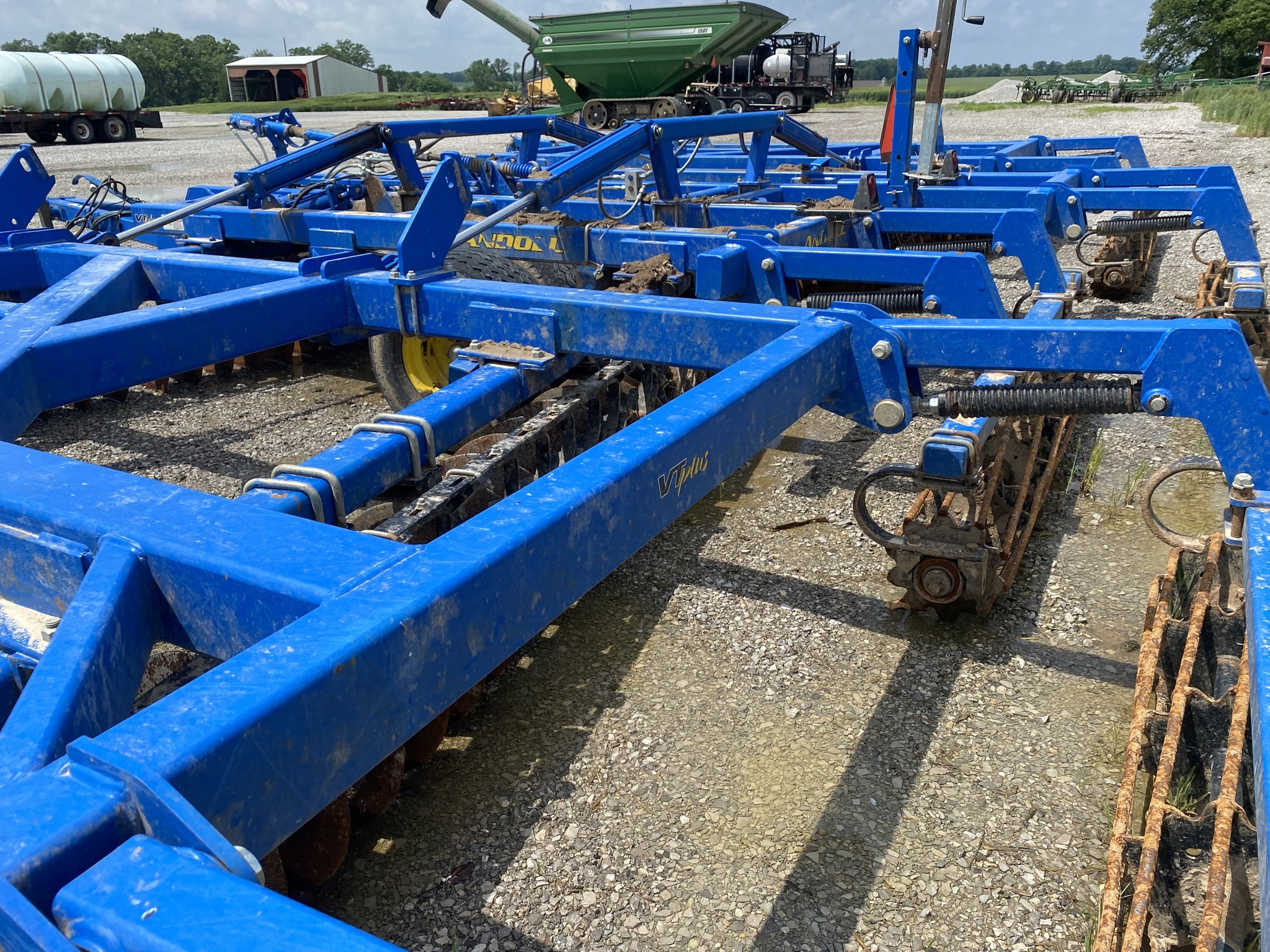 2011 Landoll 7431 VT Plus Vertical Tillage