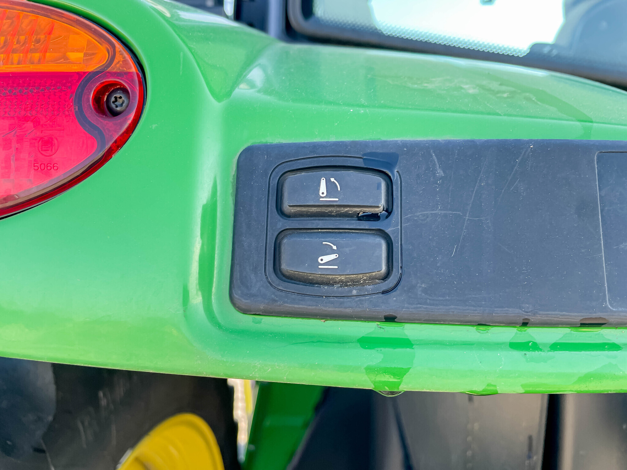 2022 John Deere 6R 155 Tractor