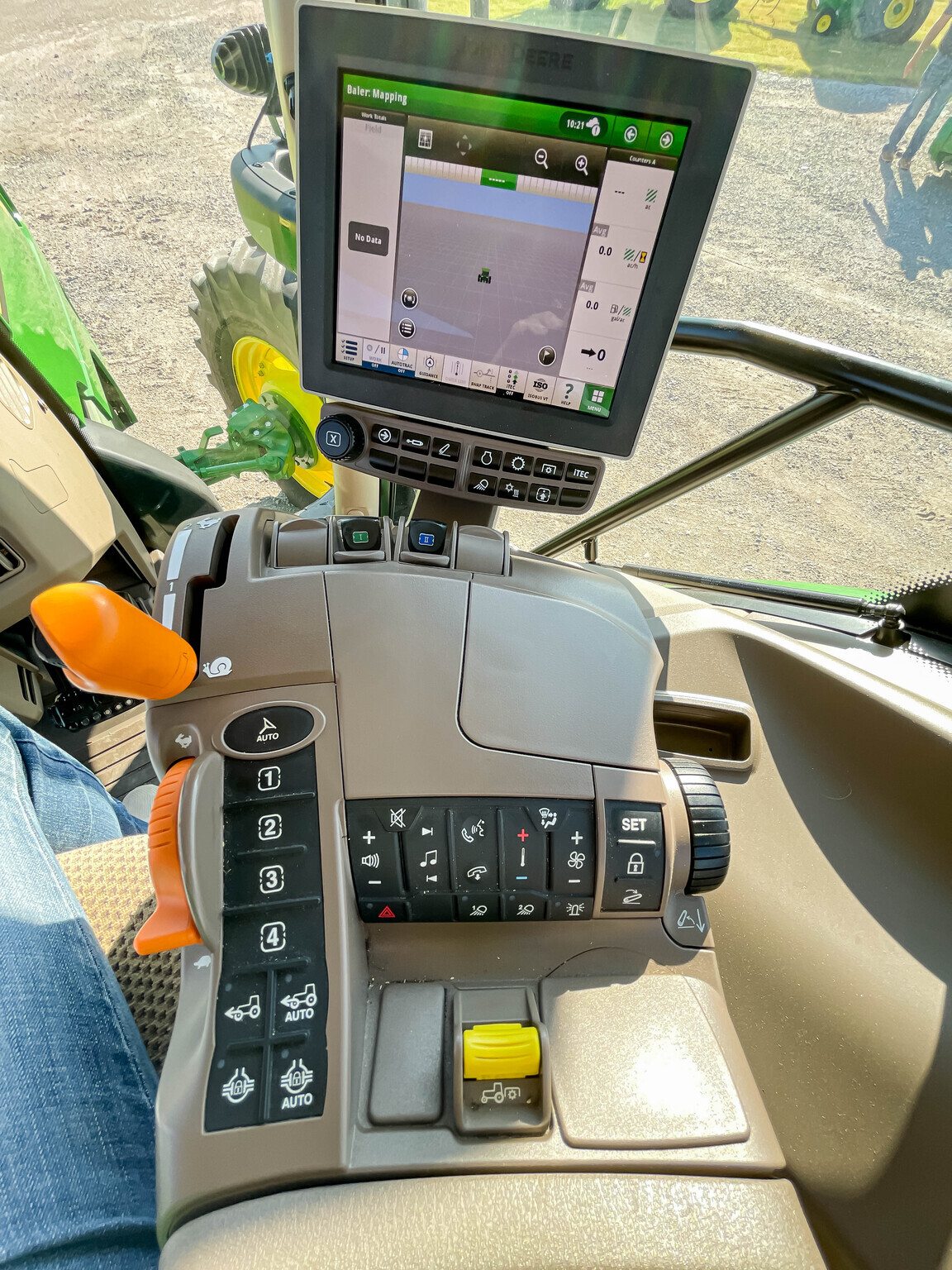 2022 John Deere 6R 155 Tractor