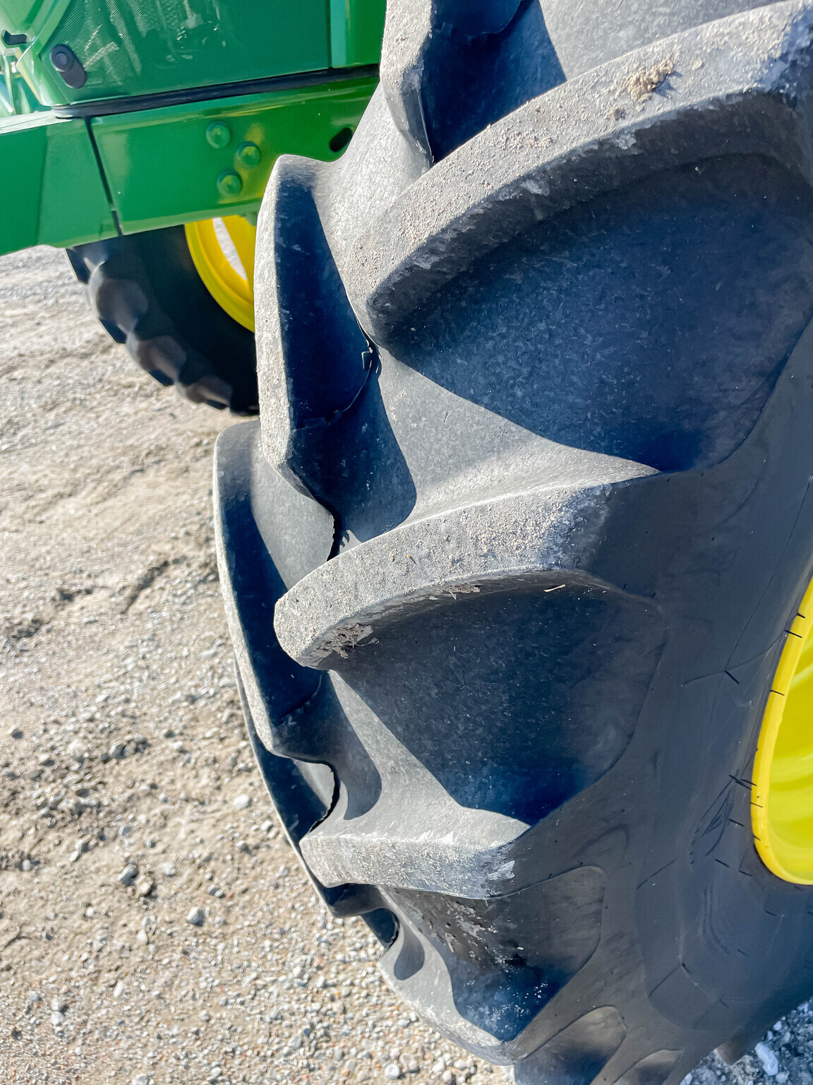 2022 John Deere 6R 155 Tractor