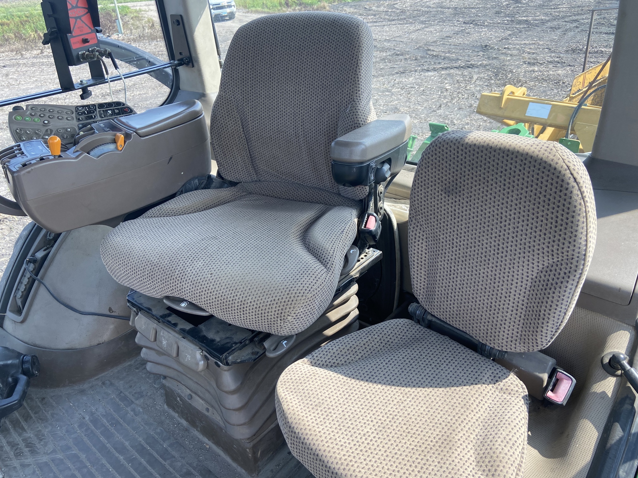 2013 John Deere 8310RT Tractor