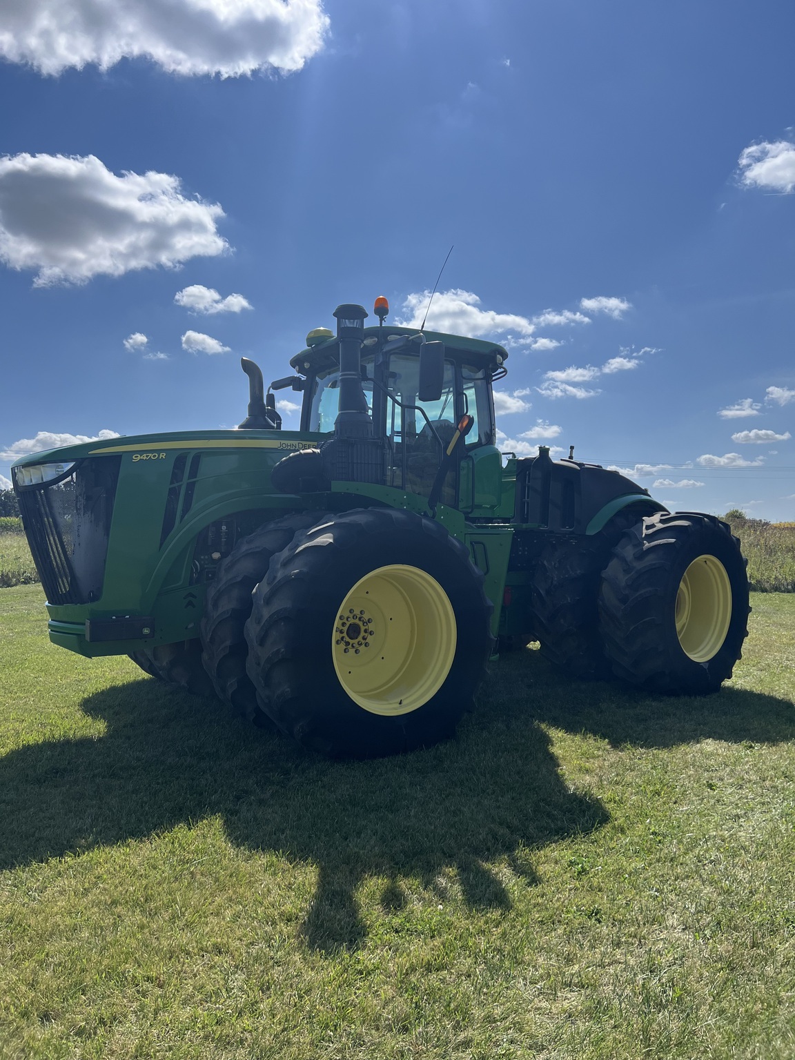 2018 John Deere 9470R Tractor