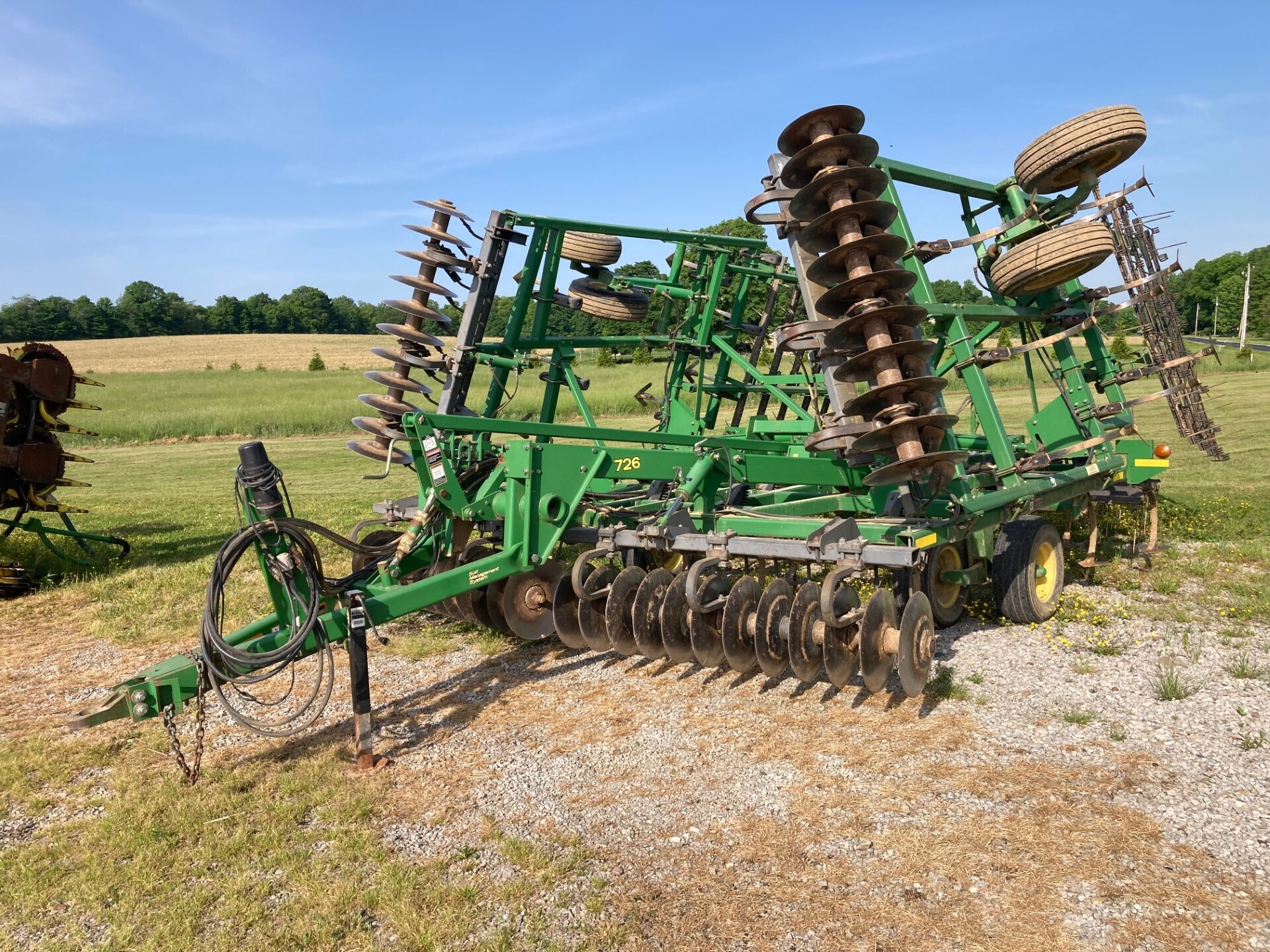 2005 John Deere 726 Soil Finisher