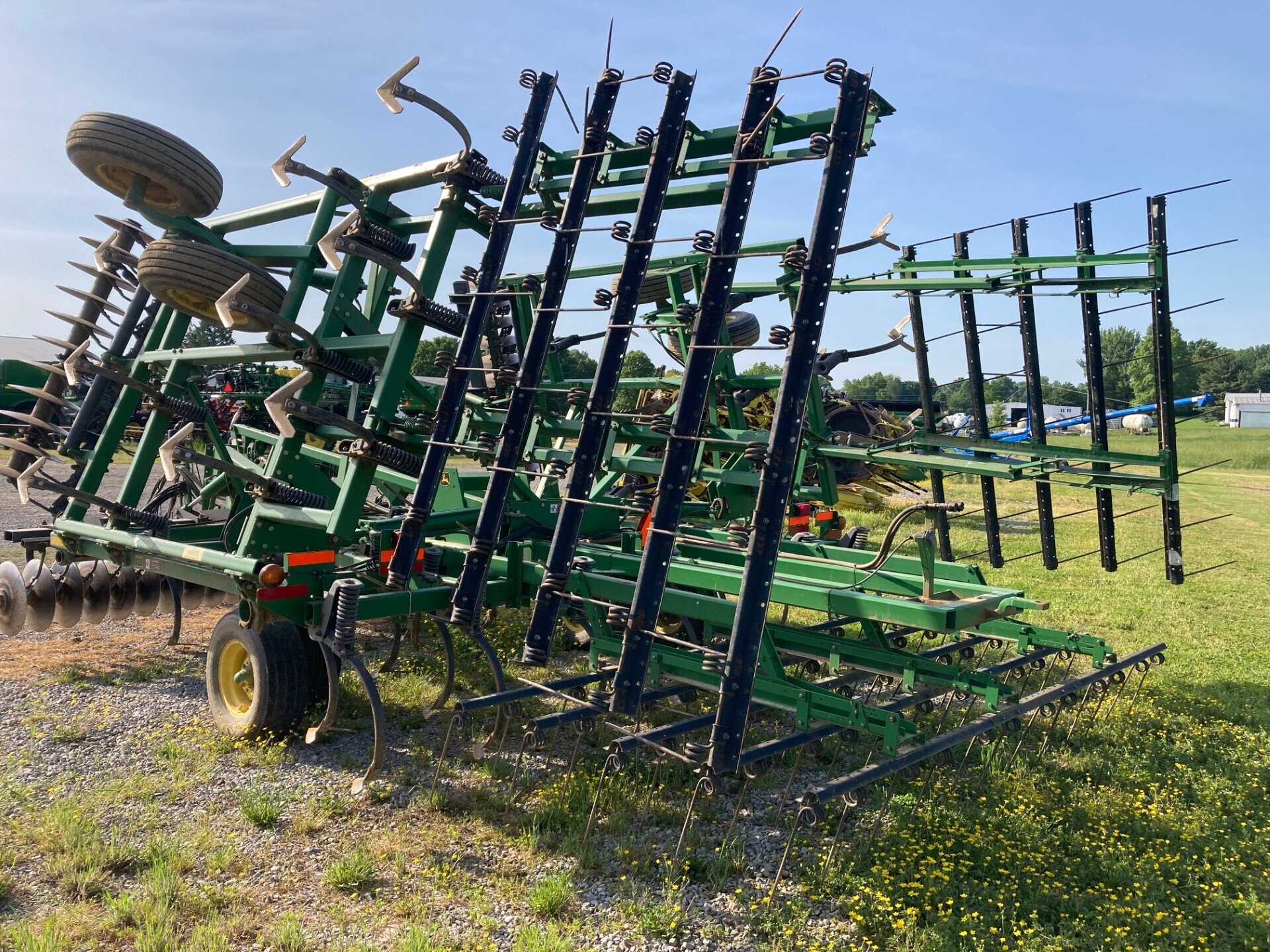 2005 John Deere 726 Soil Finisher