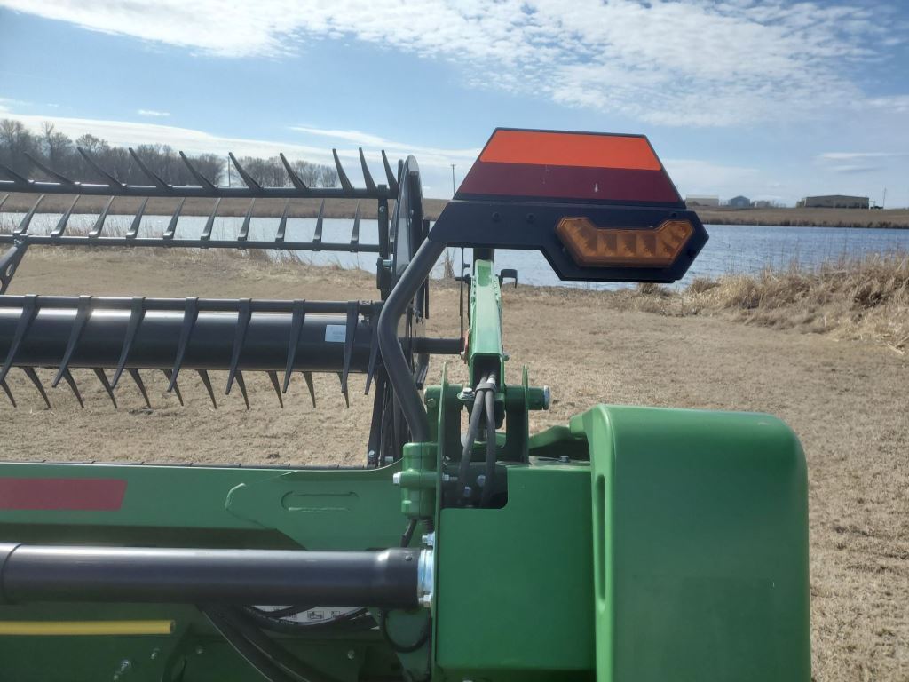 2023 John Deere HD50F Platform