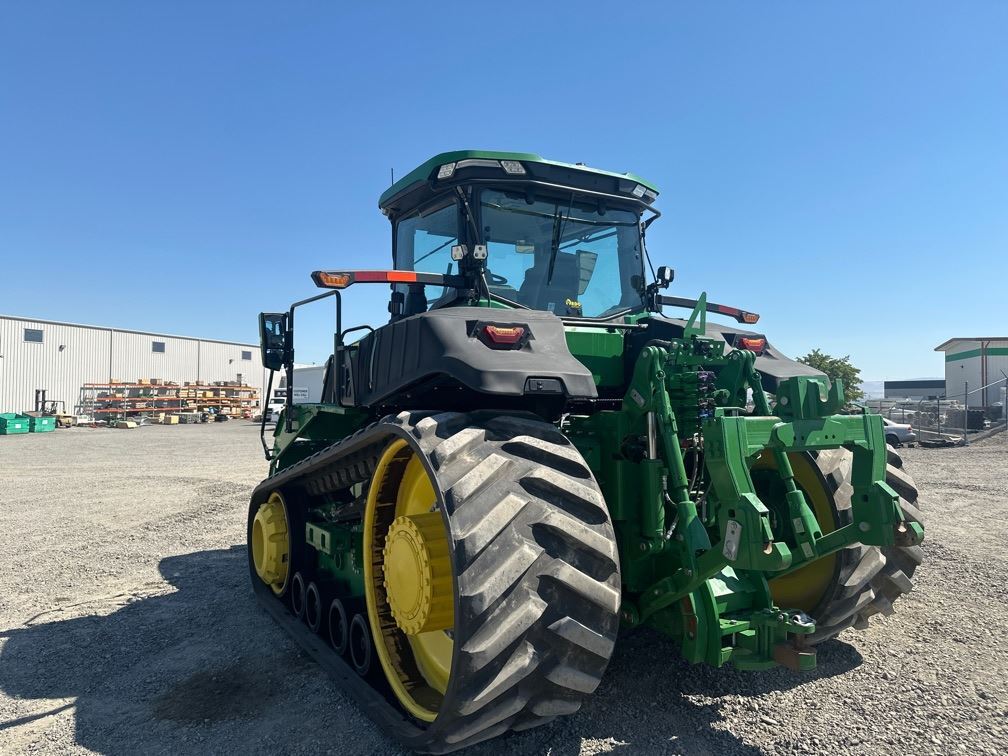 2022 John Deere 9RT 570 Tractor