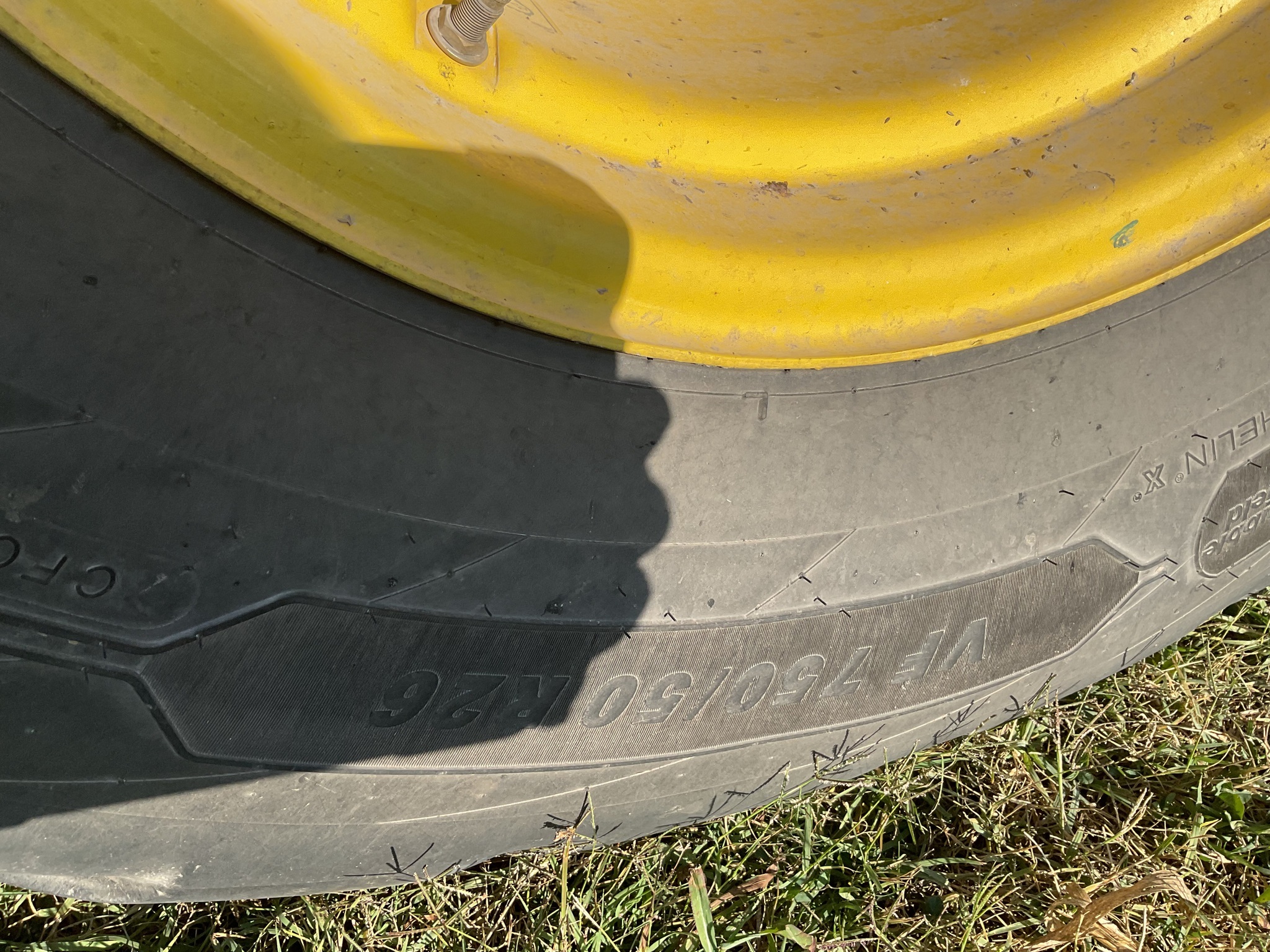 2022 John Deere 800R Self-Propelled Fertilizer Spreader