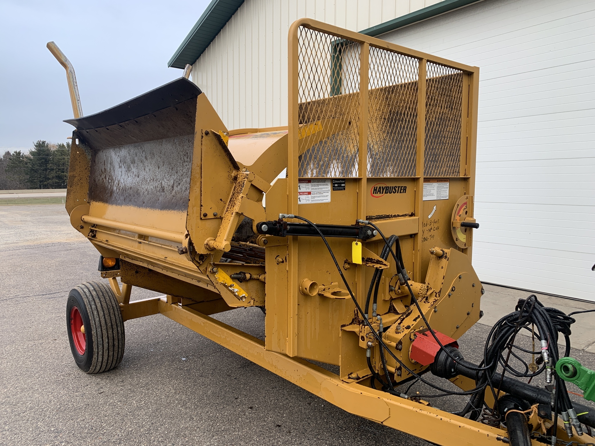 2014 Haybuster 2650 Grinders and Mixer
