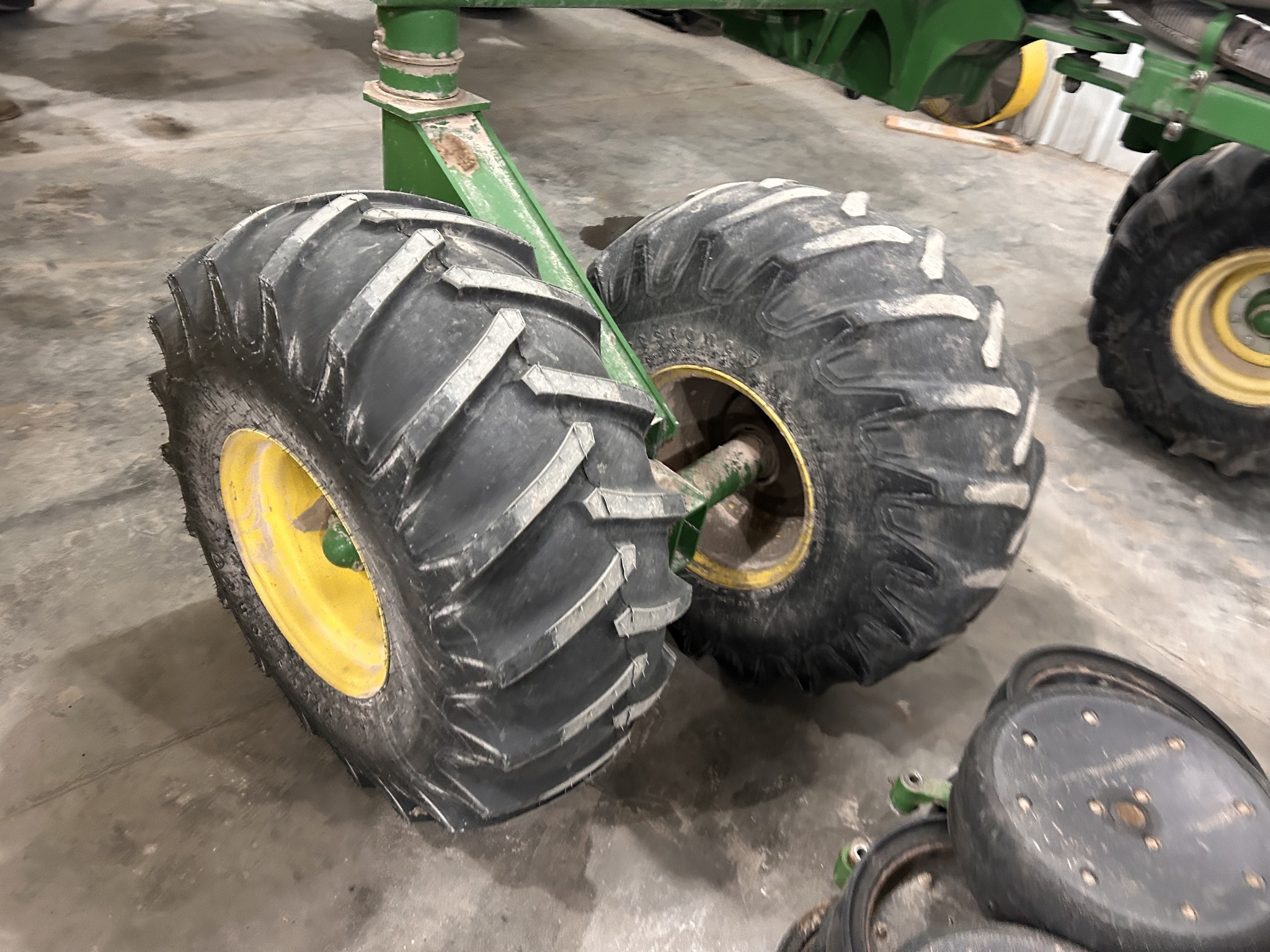 2007 John Deere 1895 Air Seeder