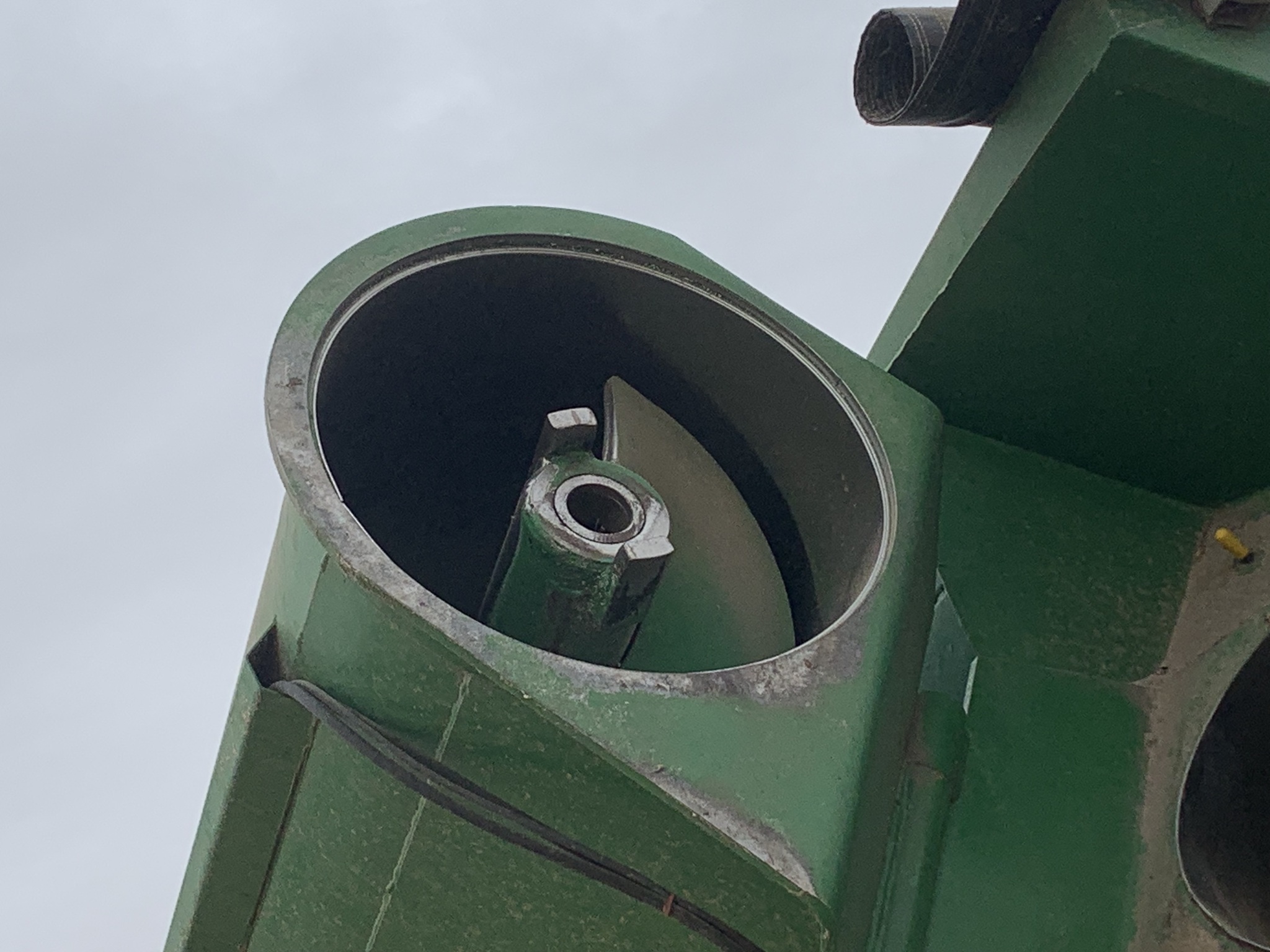 2009 J&M 1326 Grain Cart