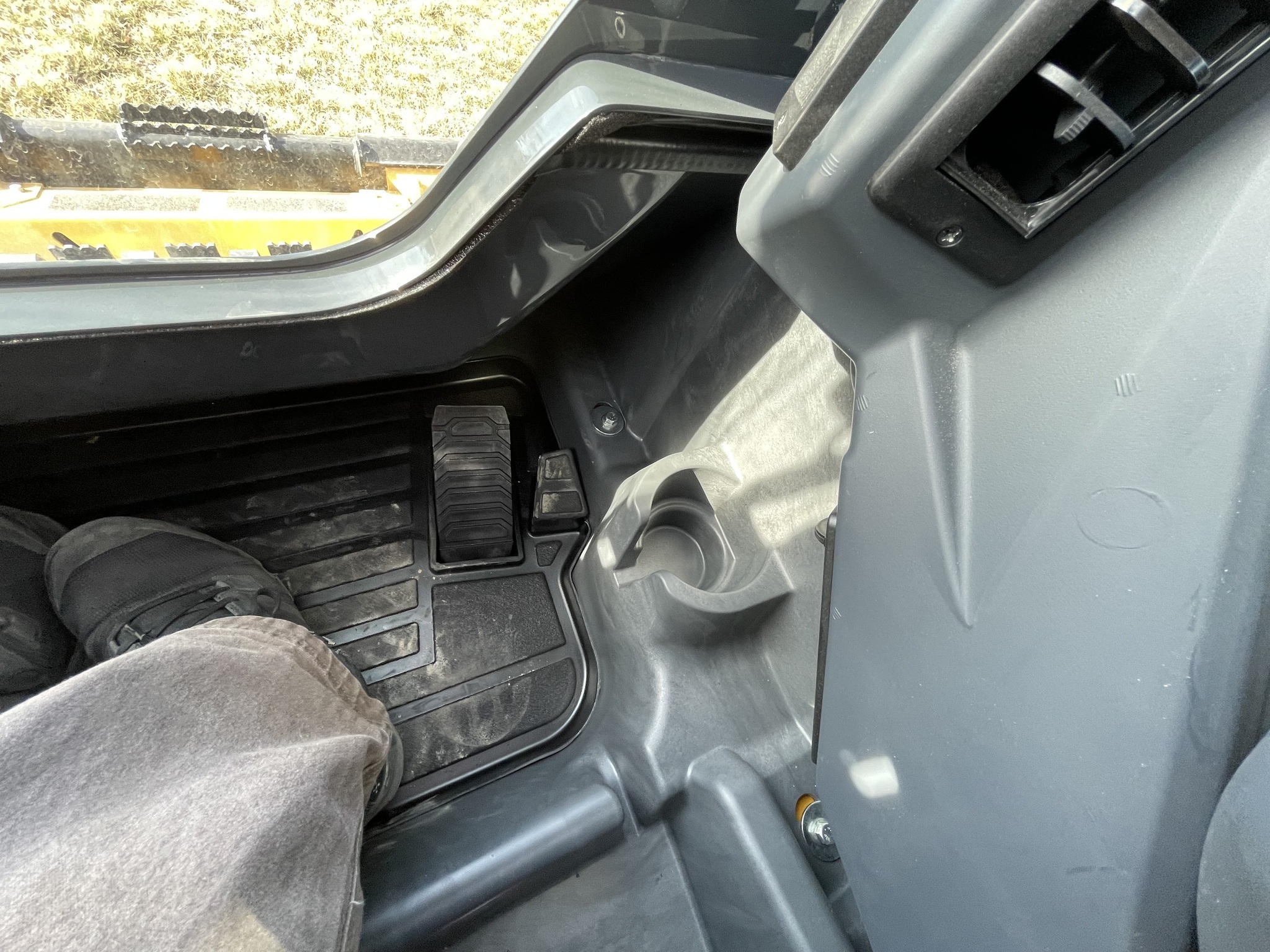 2024 Deere 330G Skid Steer