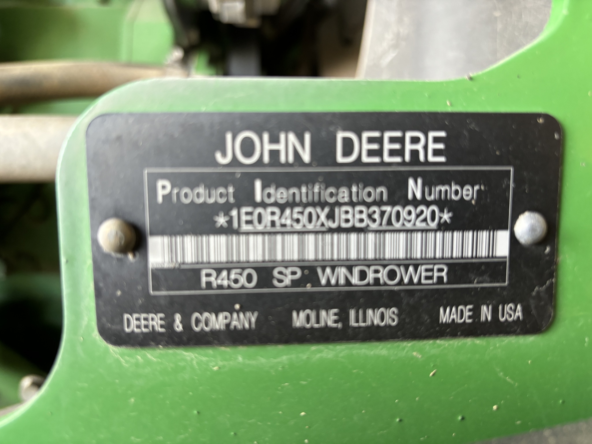 2011 John Deere R450 Self-Propelled Windrowers and Swather