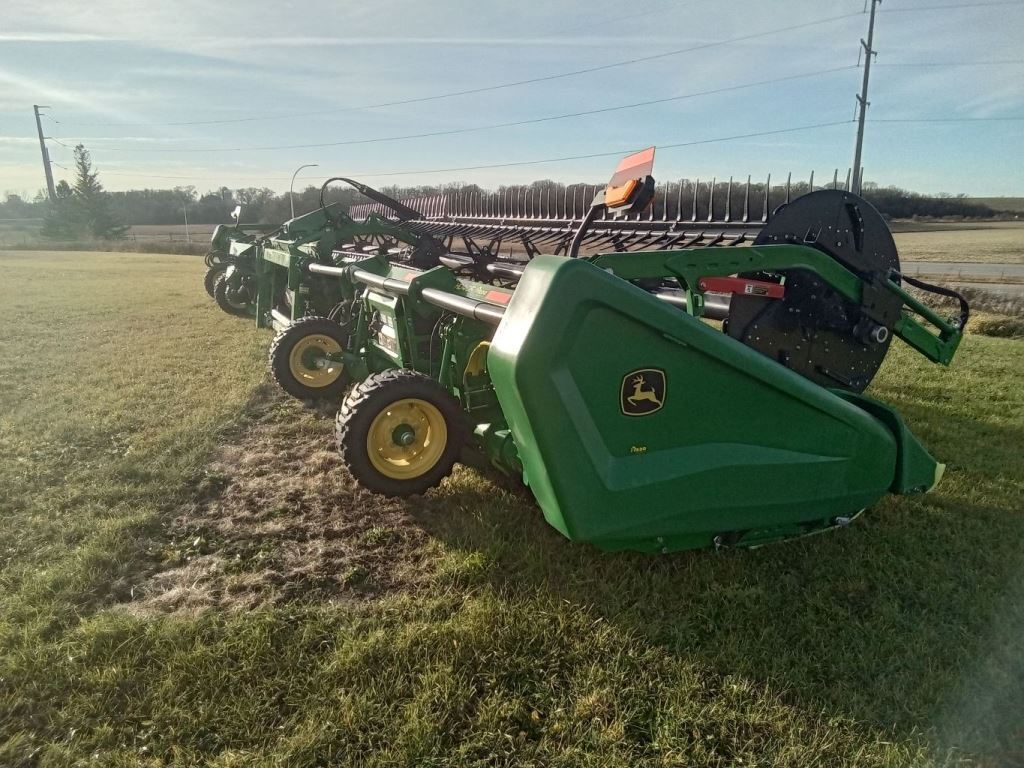 2023 John Deere HD40F Platform