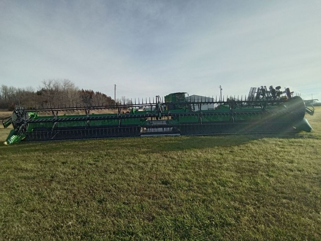 2023 John Deere HD40F Platform