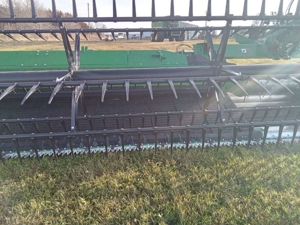 2023 John Deere HD40F Platform