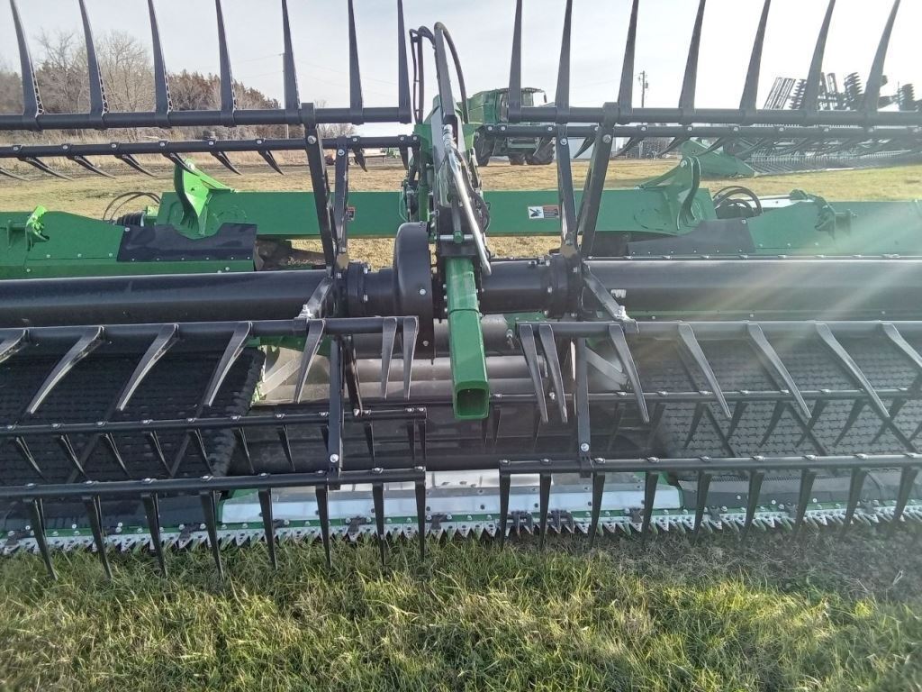 2023 John Deere HD40F Platform