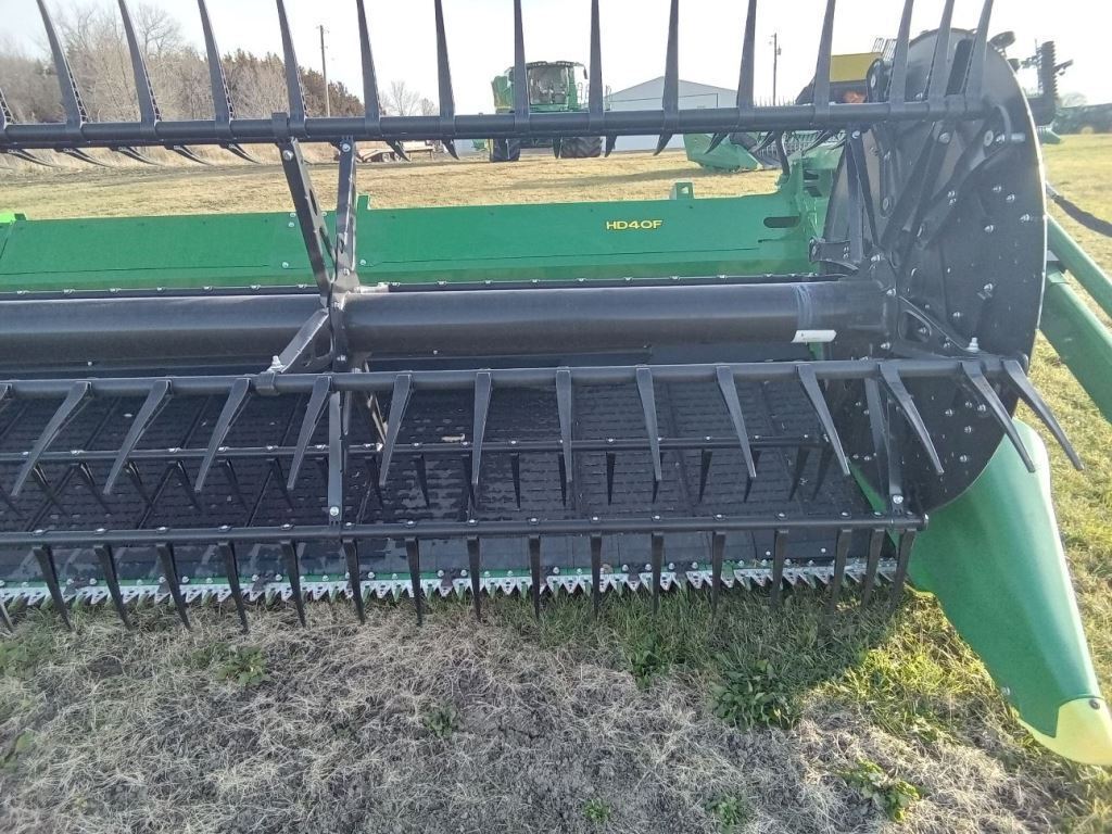 2023 John Deere HD40F Platform
