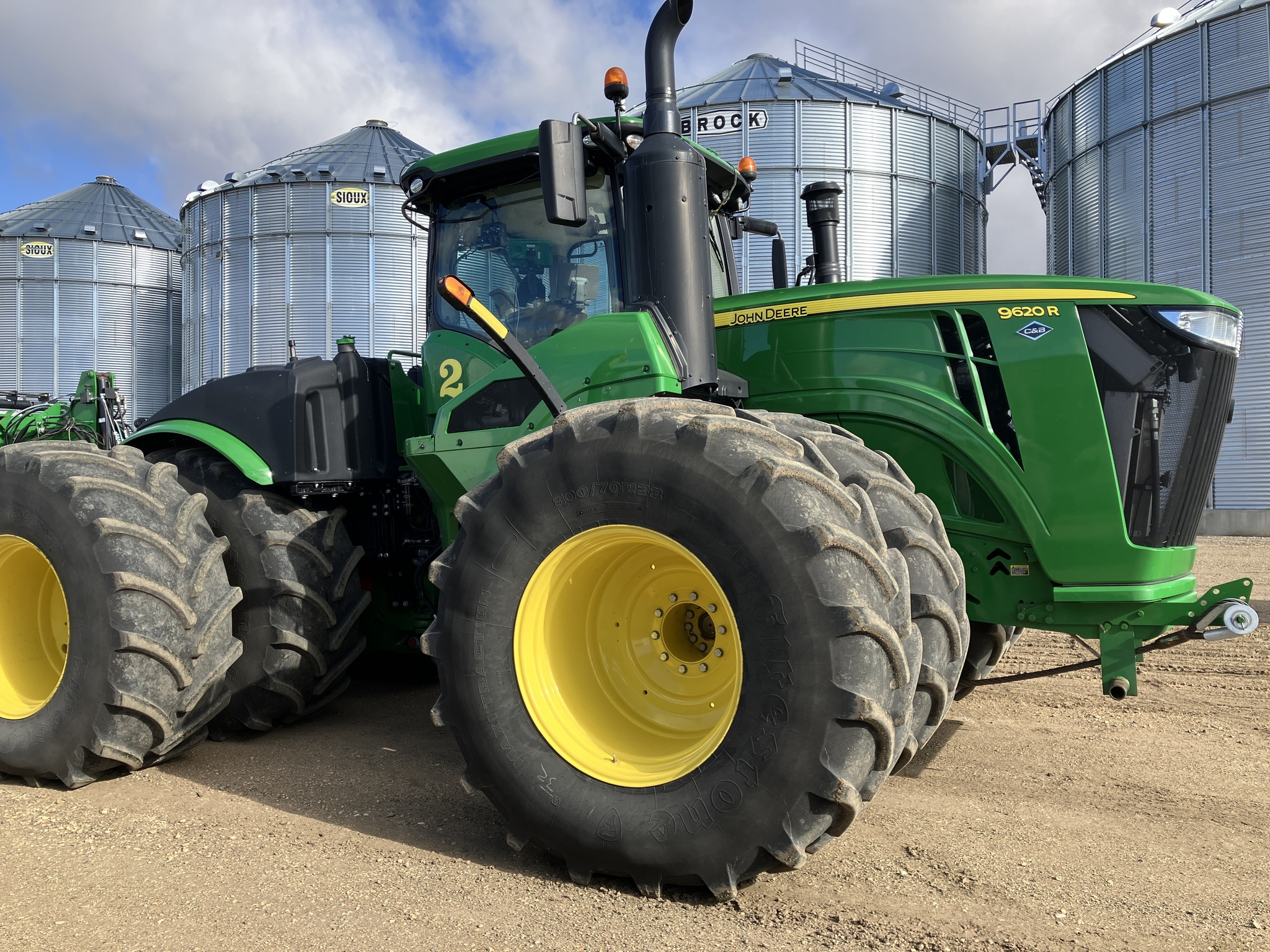 2021 John Deere 9620R Tractor
