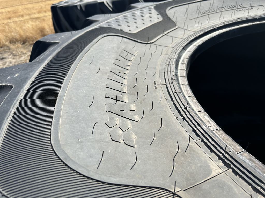 2023 Alliance 650/85R38 Wheels / Tires / Track