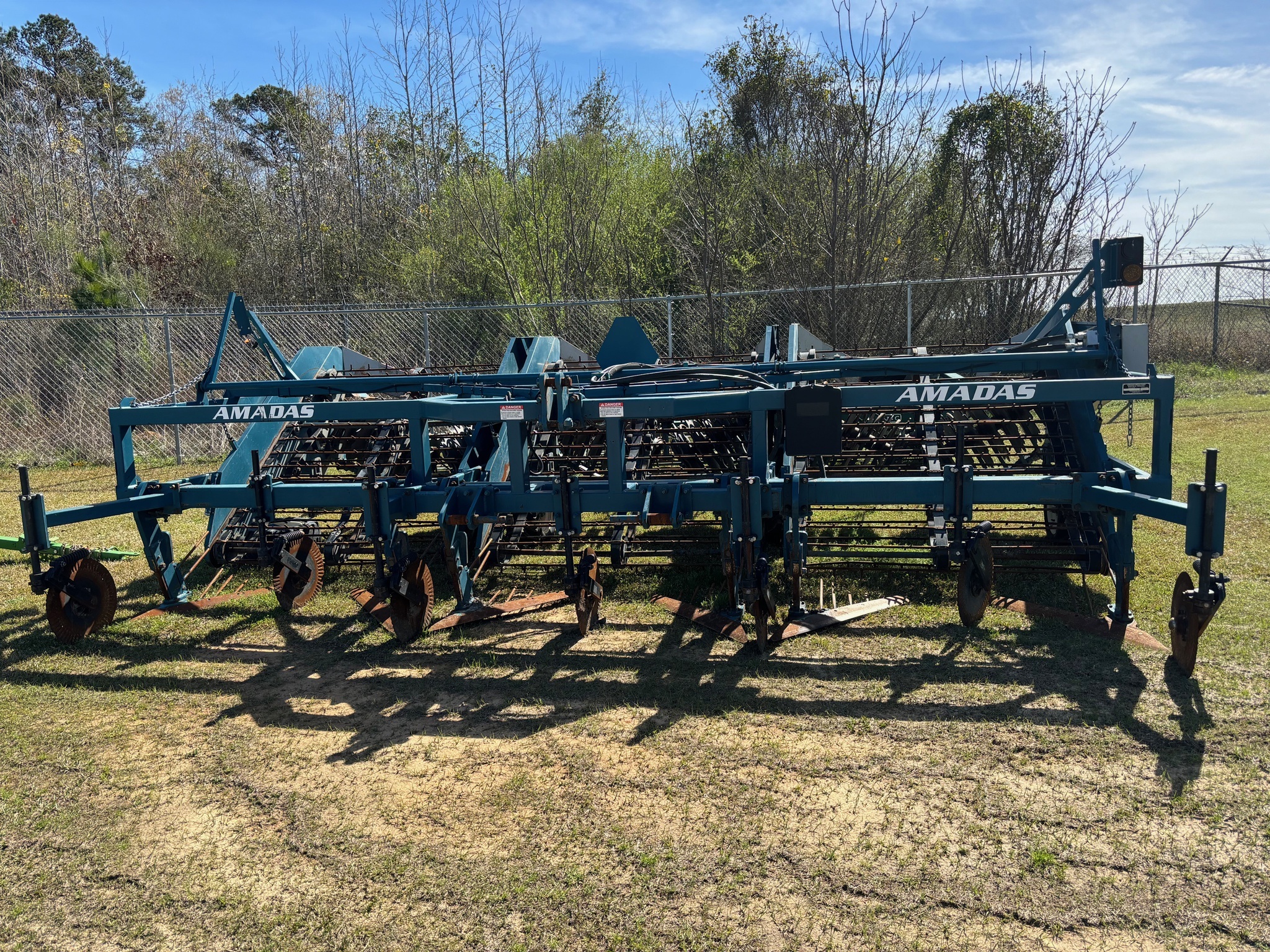2022 Amadas 6-38 Peanut Equipment