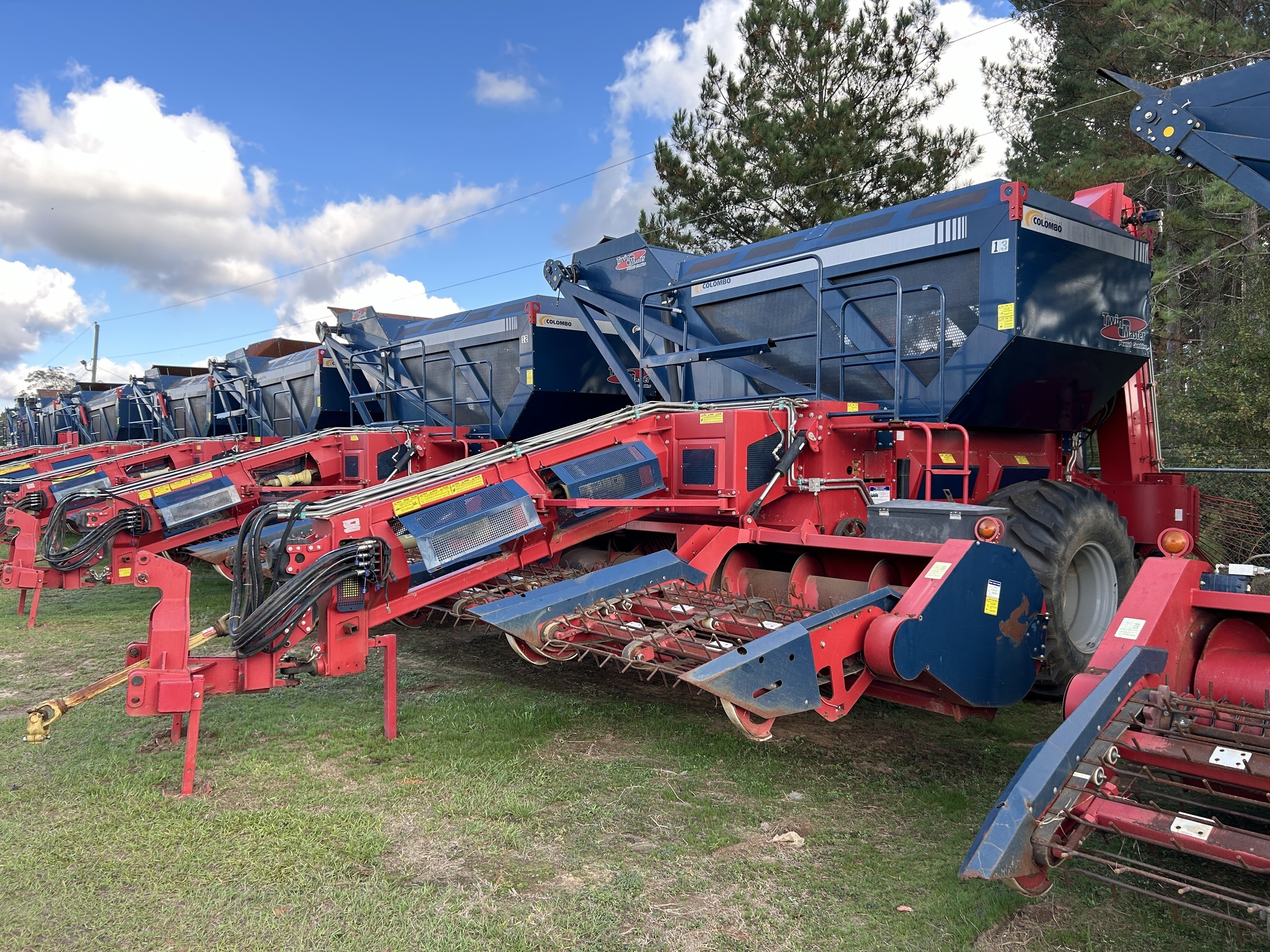2020 Colombo TWIN MASTER FLEX BASKET Peanut Equipment