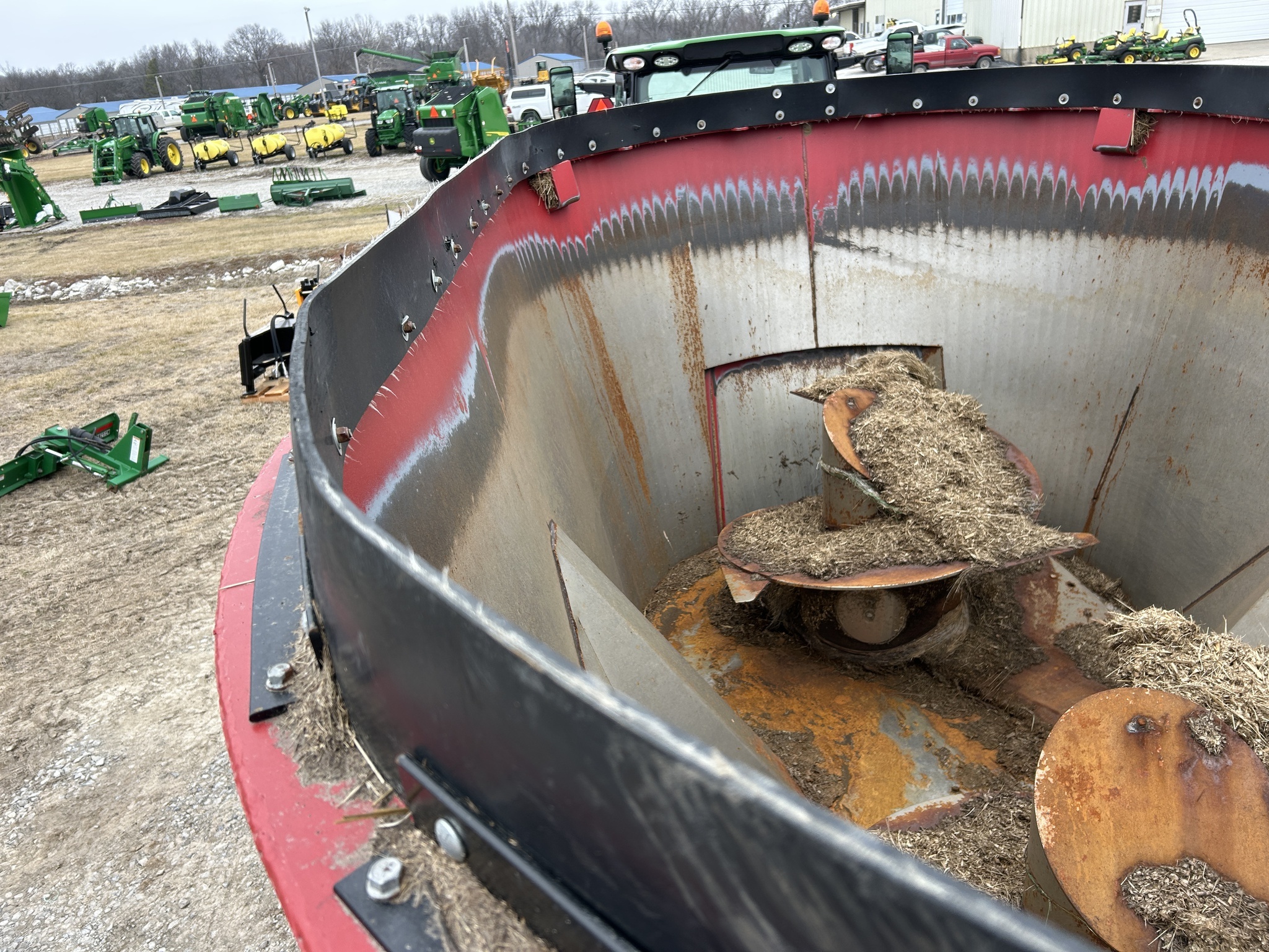 2022 Roto Mix 525 Grinders and Mixer