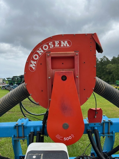 2010 Monosem 6X2 Planter