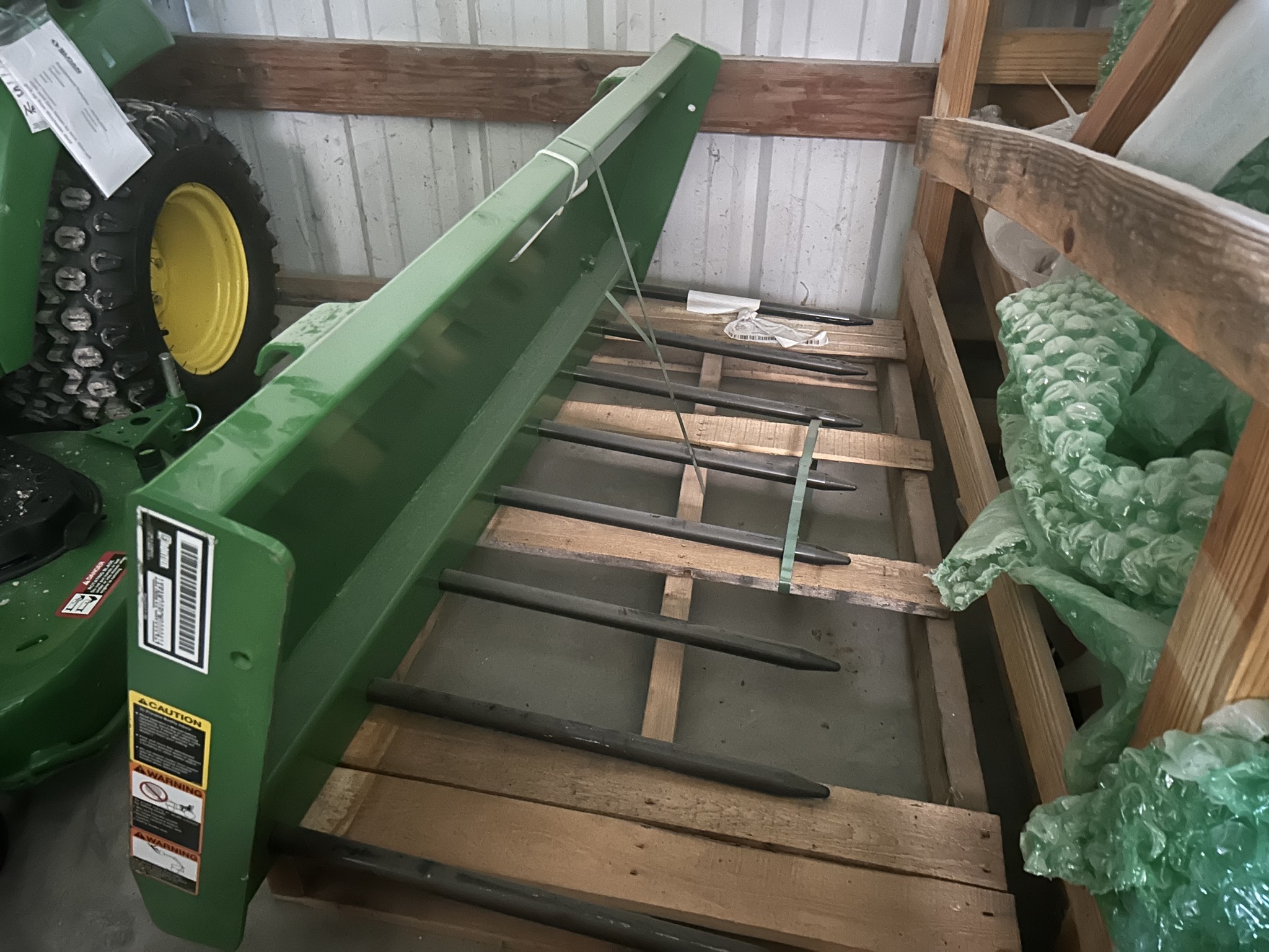 2022 Frontier AM20F Loader and Skid Steer Attachment