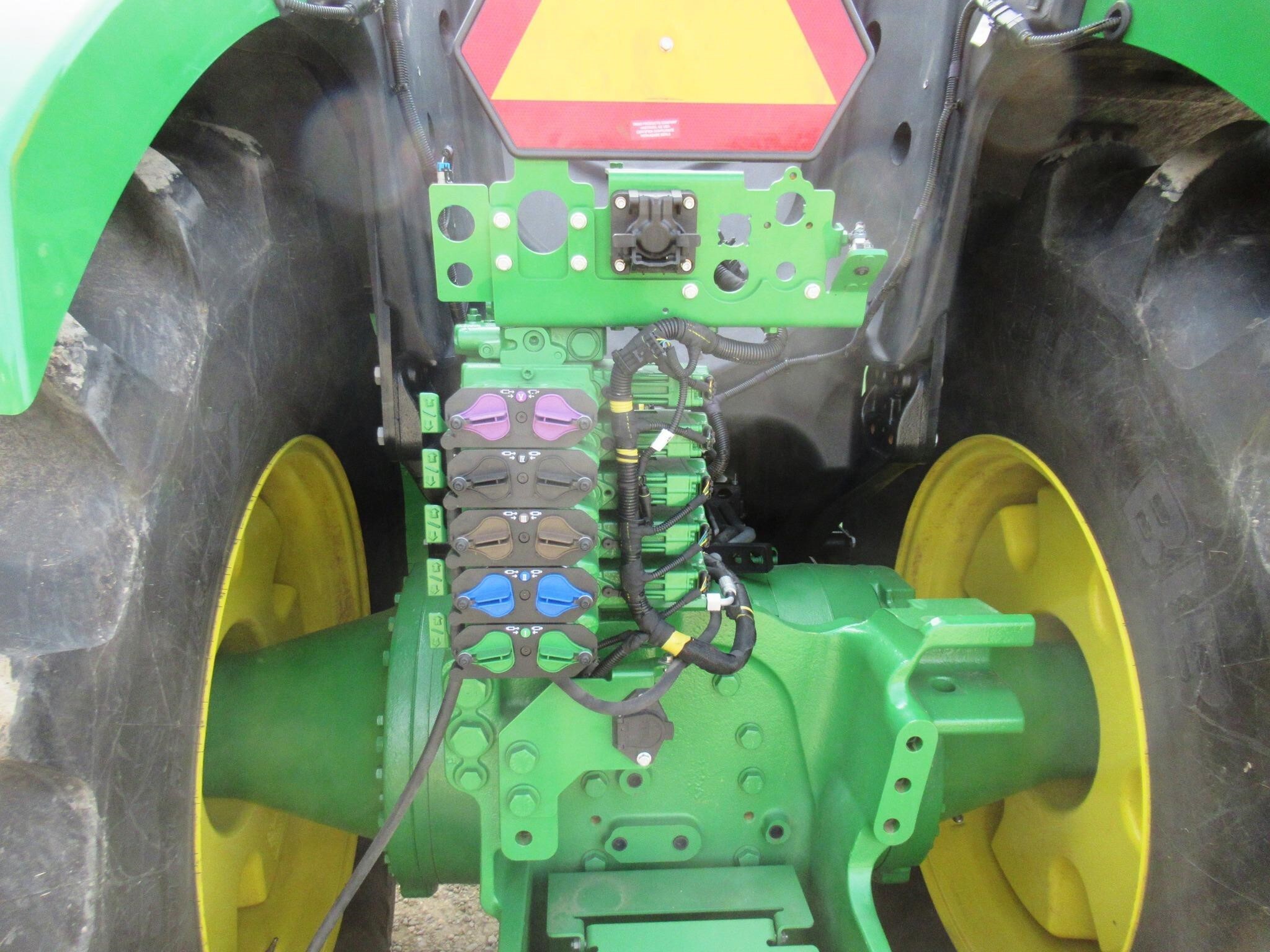 2024 John Deere 9R 640 Tractor