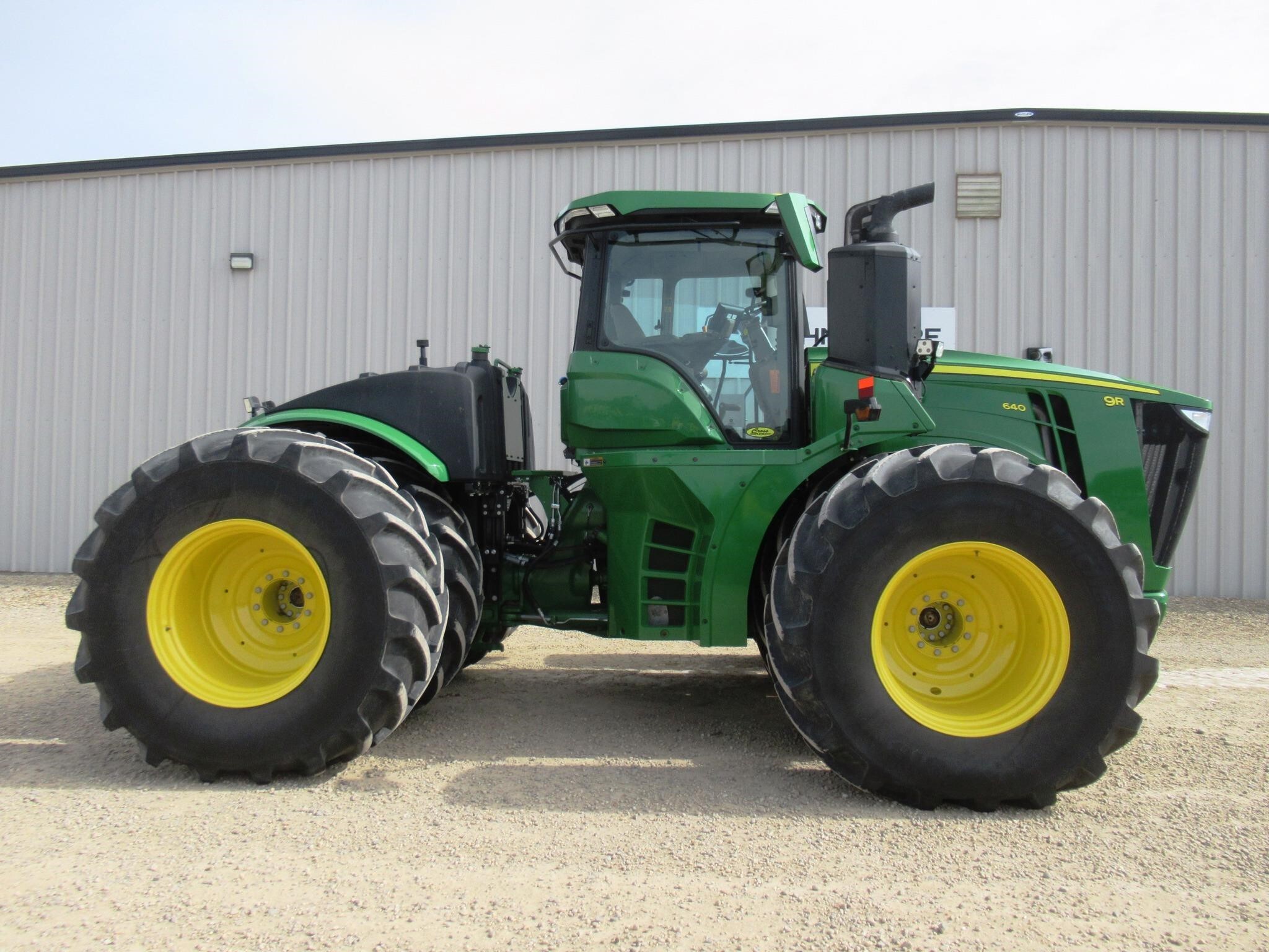 2024 John Deere 9R 640 Tractor