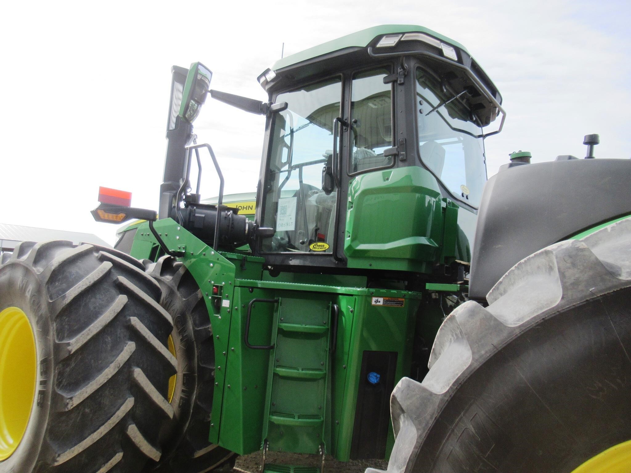 2024 John Deere 9R 640 Tractor