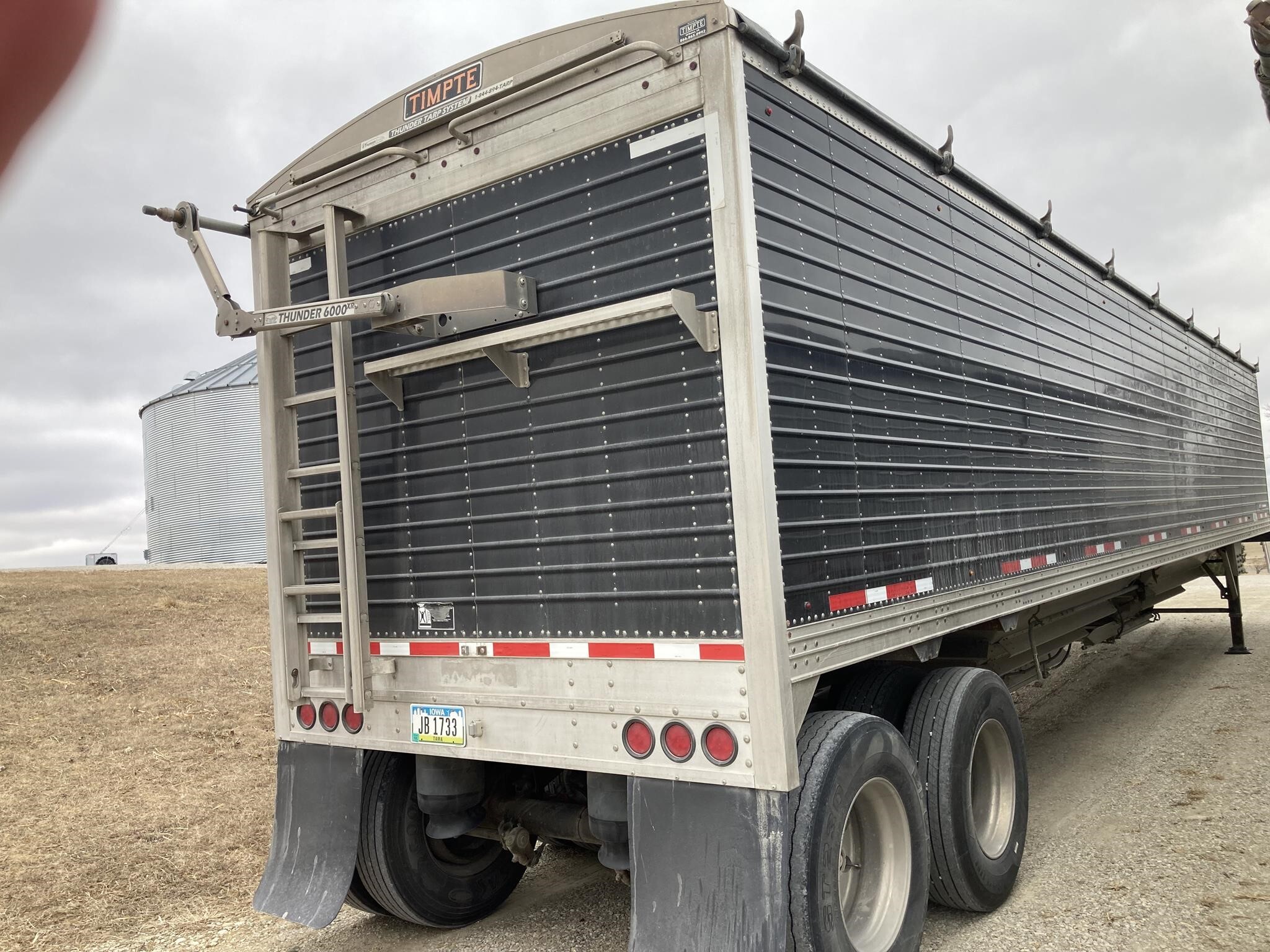 2017 Timpte Super Hopper Grain Trailer