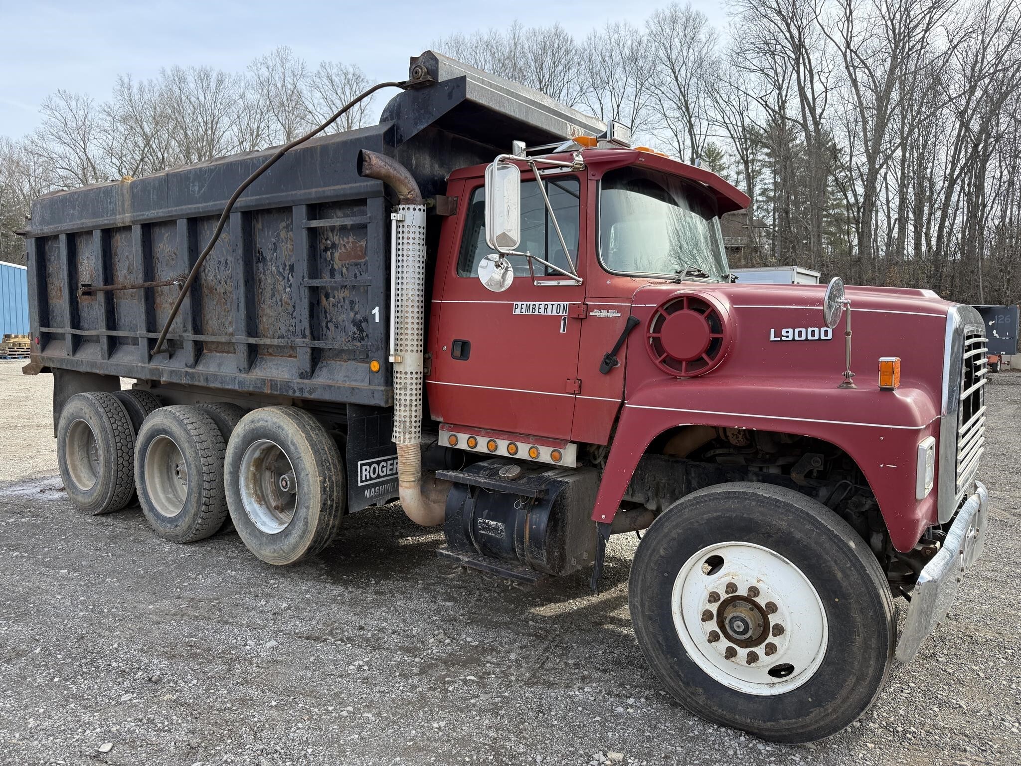 1995 Ford LT9000 Semi Trucks/Trailer
