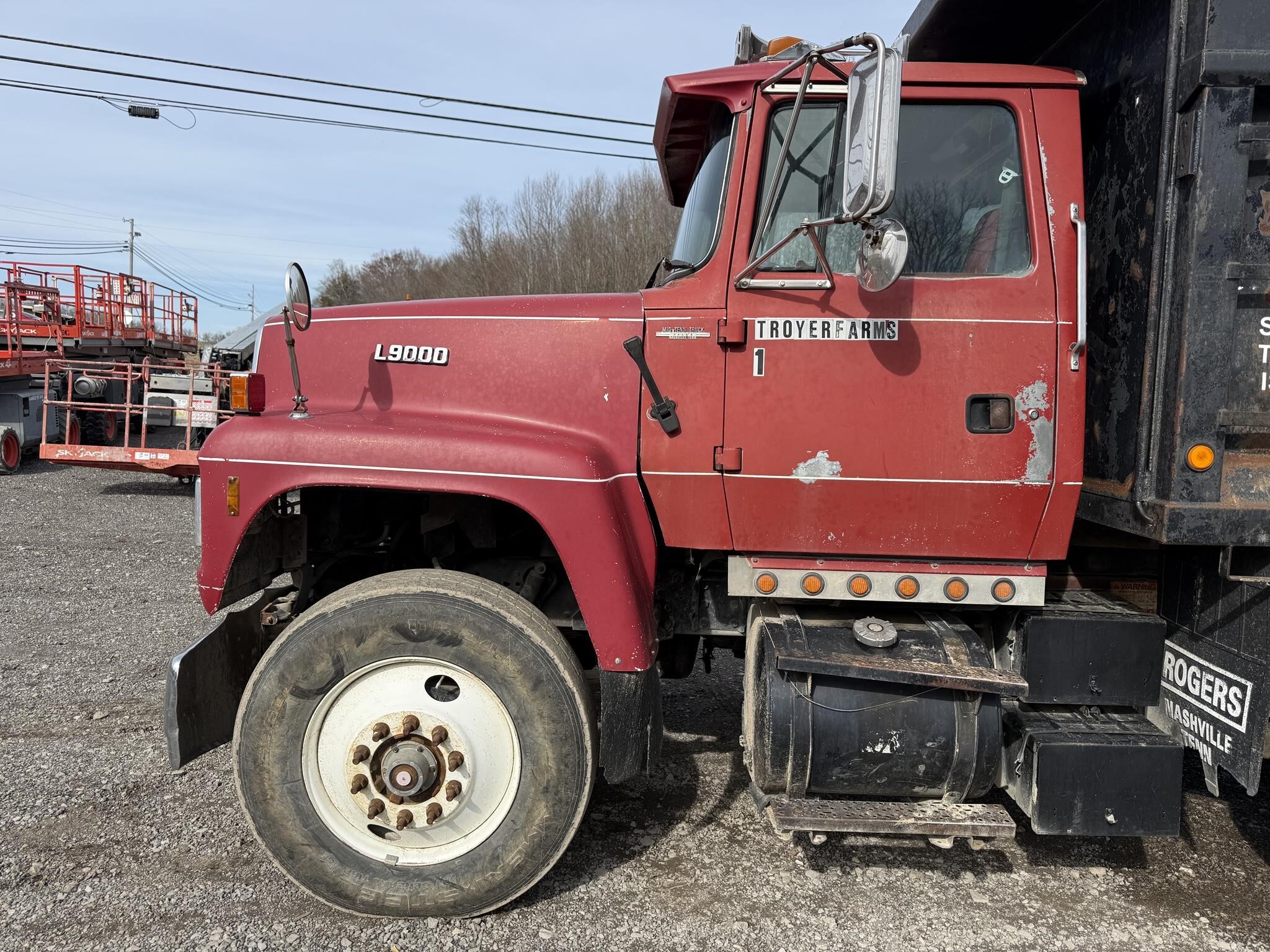 1995 Ford LT9000 Semi Trucks/Trailer