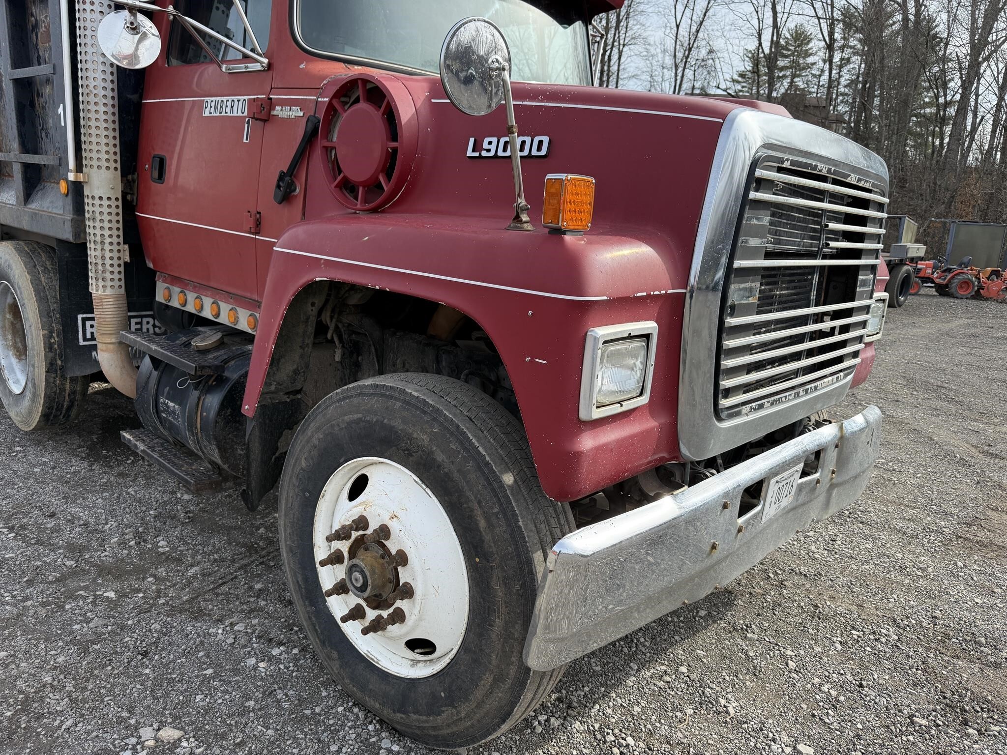1995 Ford LT9000 Semi Trucks/Trailer