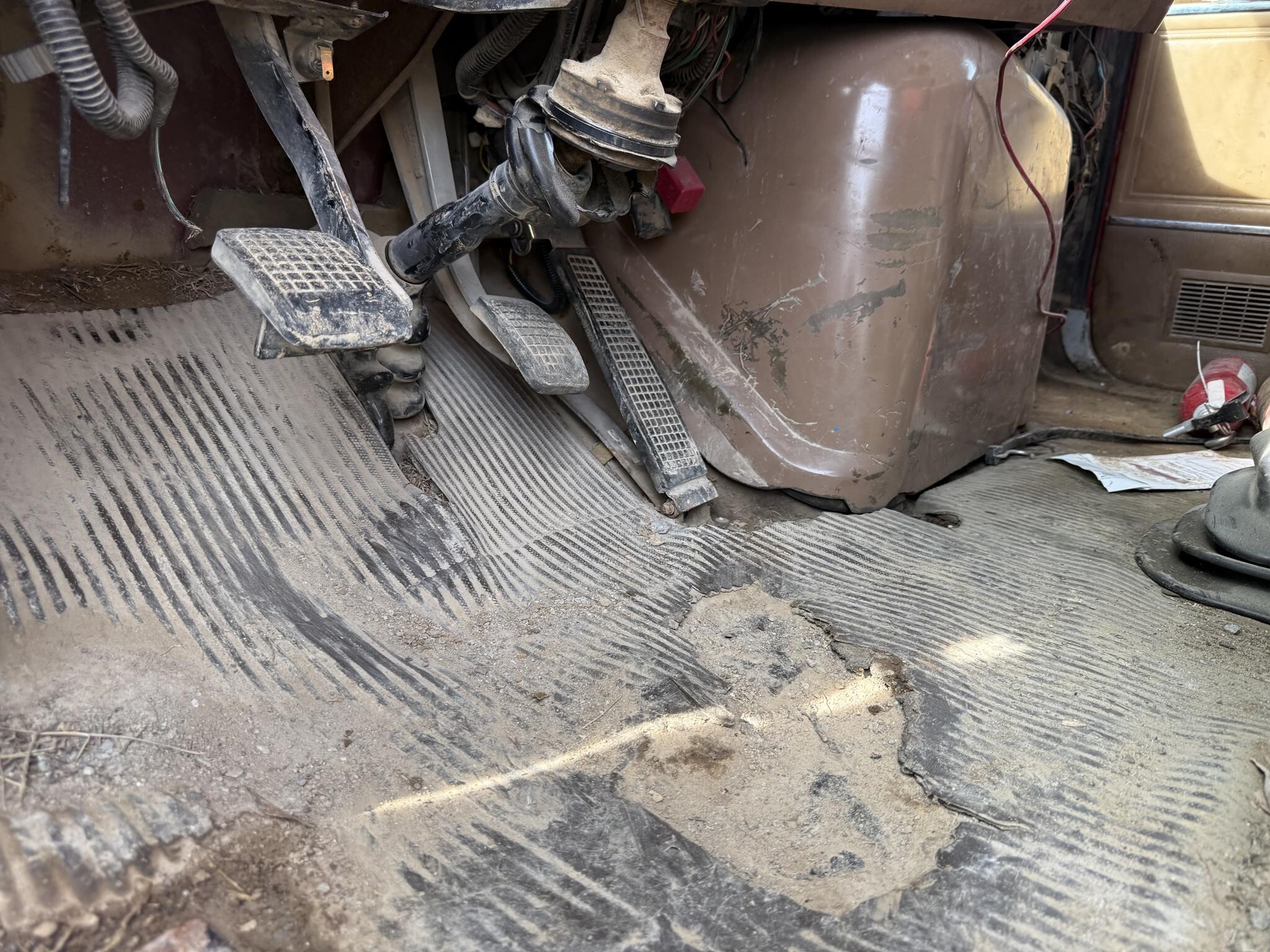 1995 Ford LT9000 Semi Trucks/Trailer