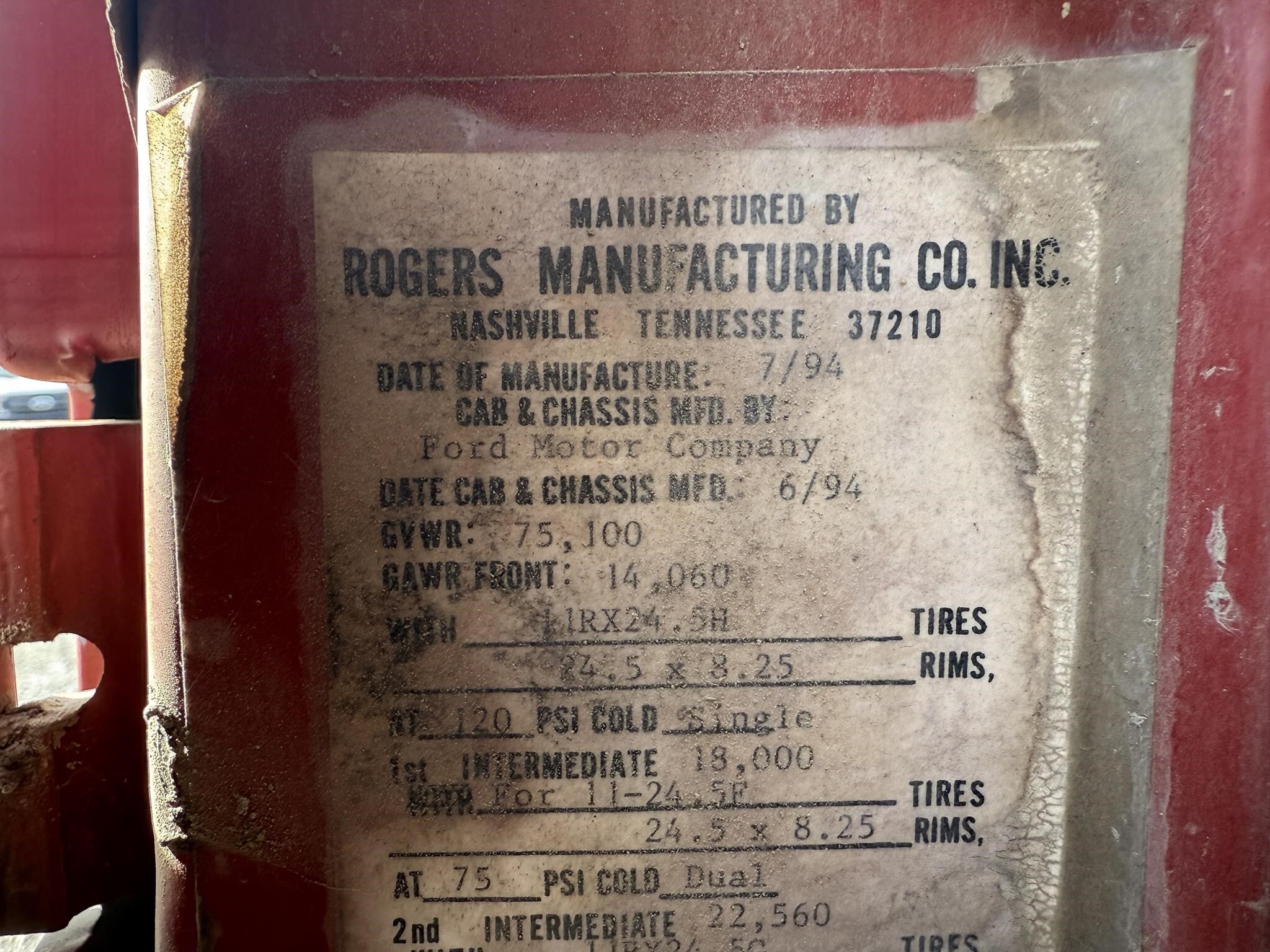 1995 Ford LT9000 Semi Trucks/Trailer