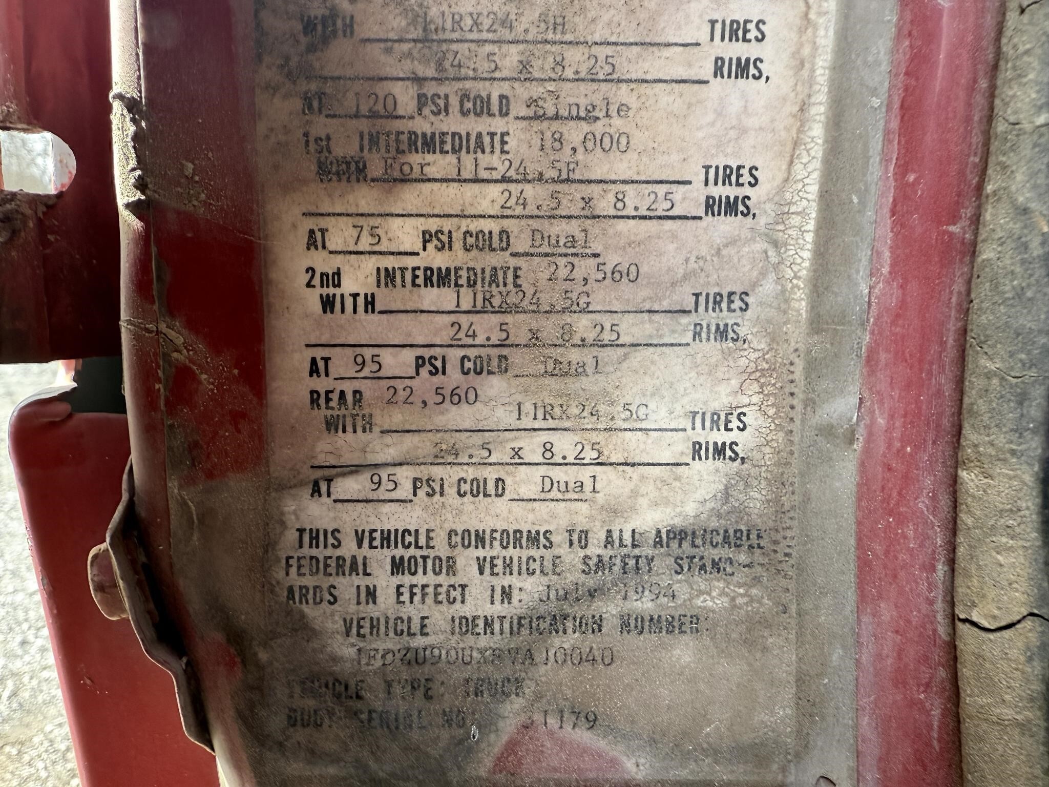 1995 Ford LT9000 Semi Trucks/Trailer