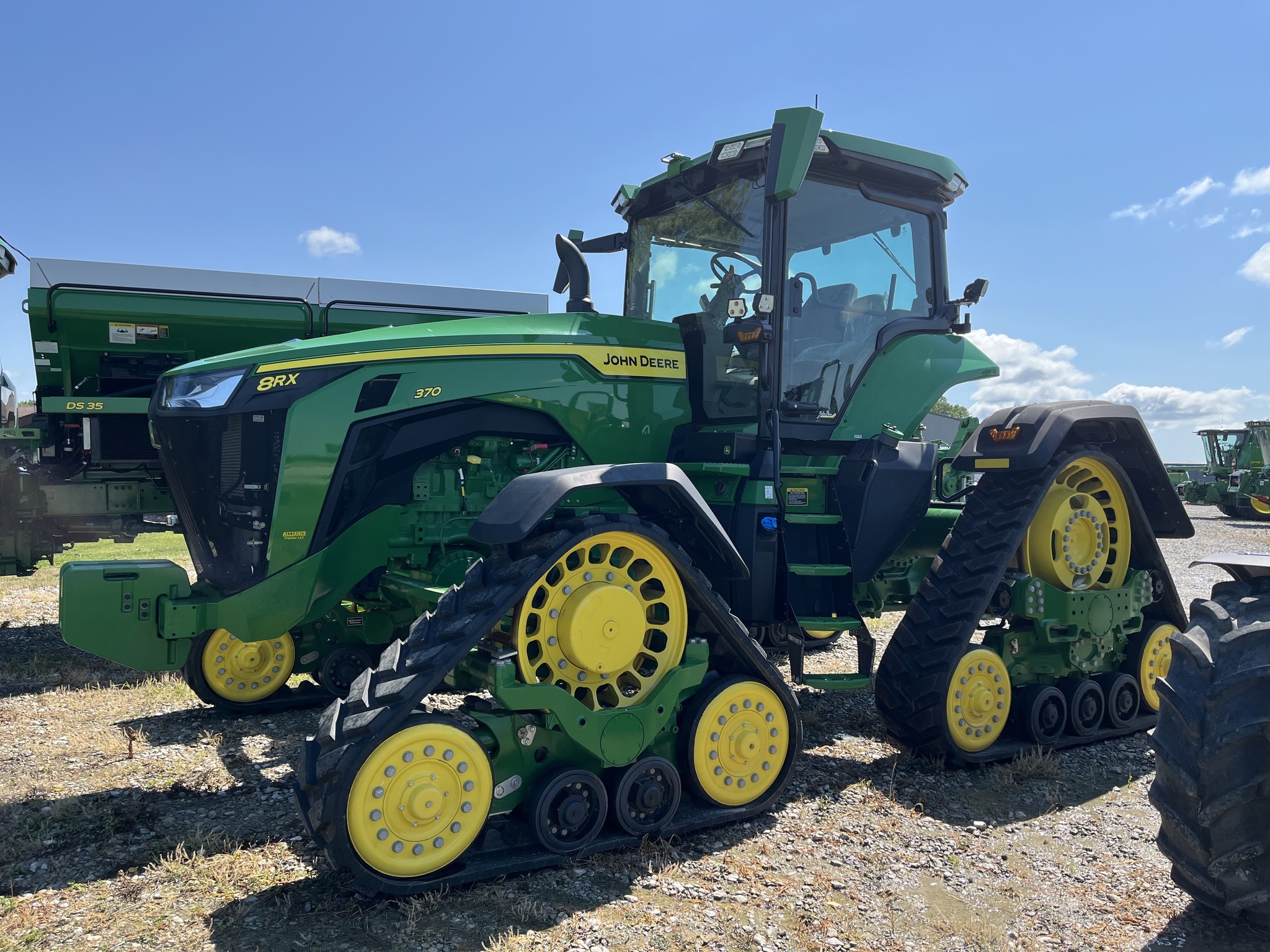 2021 John Deere 8RX 370 Tractor