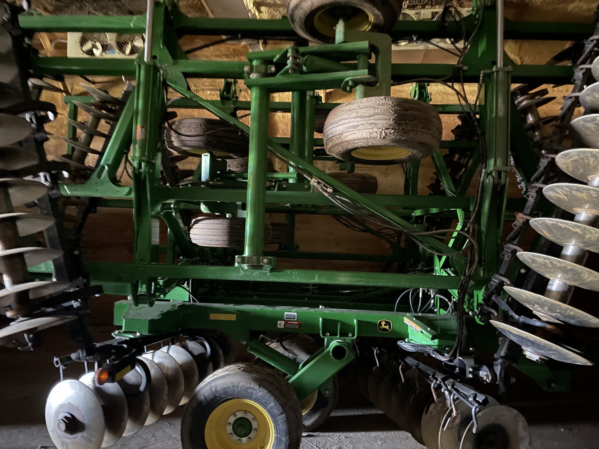 2017 John Deere 2623 Disk