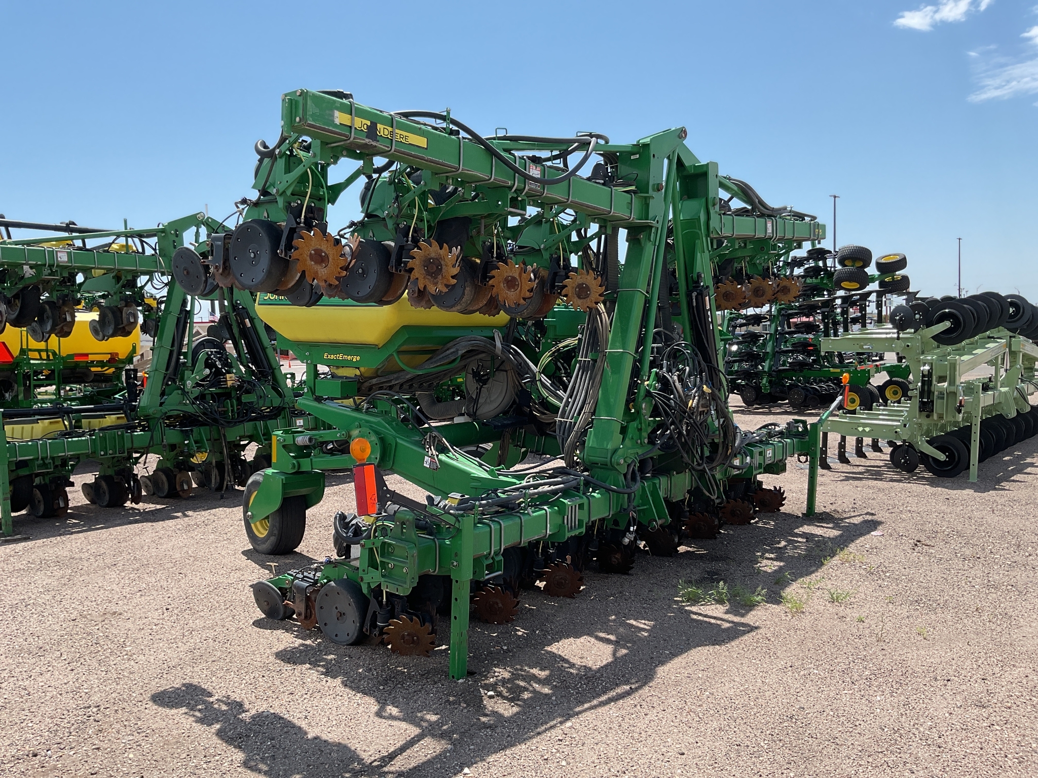 2016 John Deere 1725 CCS Planter