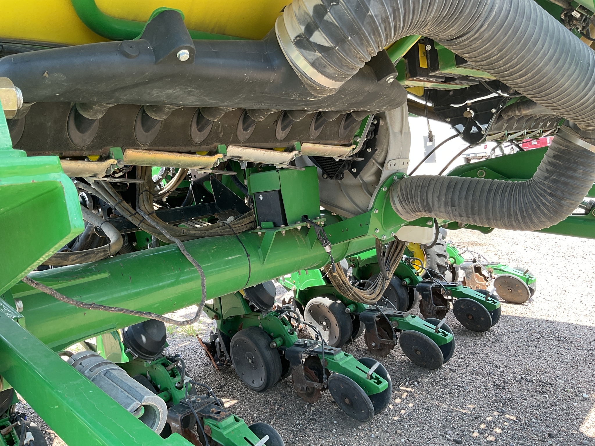 2016 John Deere 1725 CCS Planter