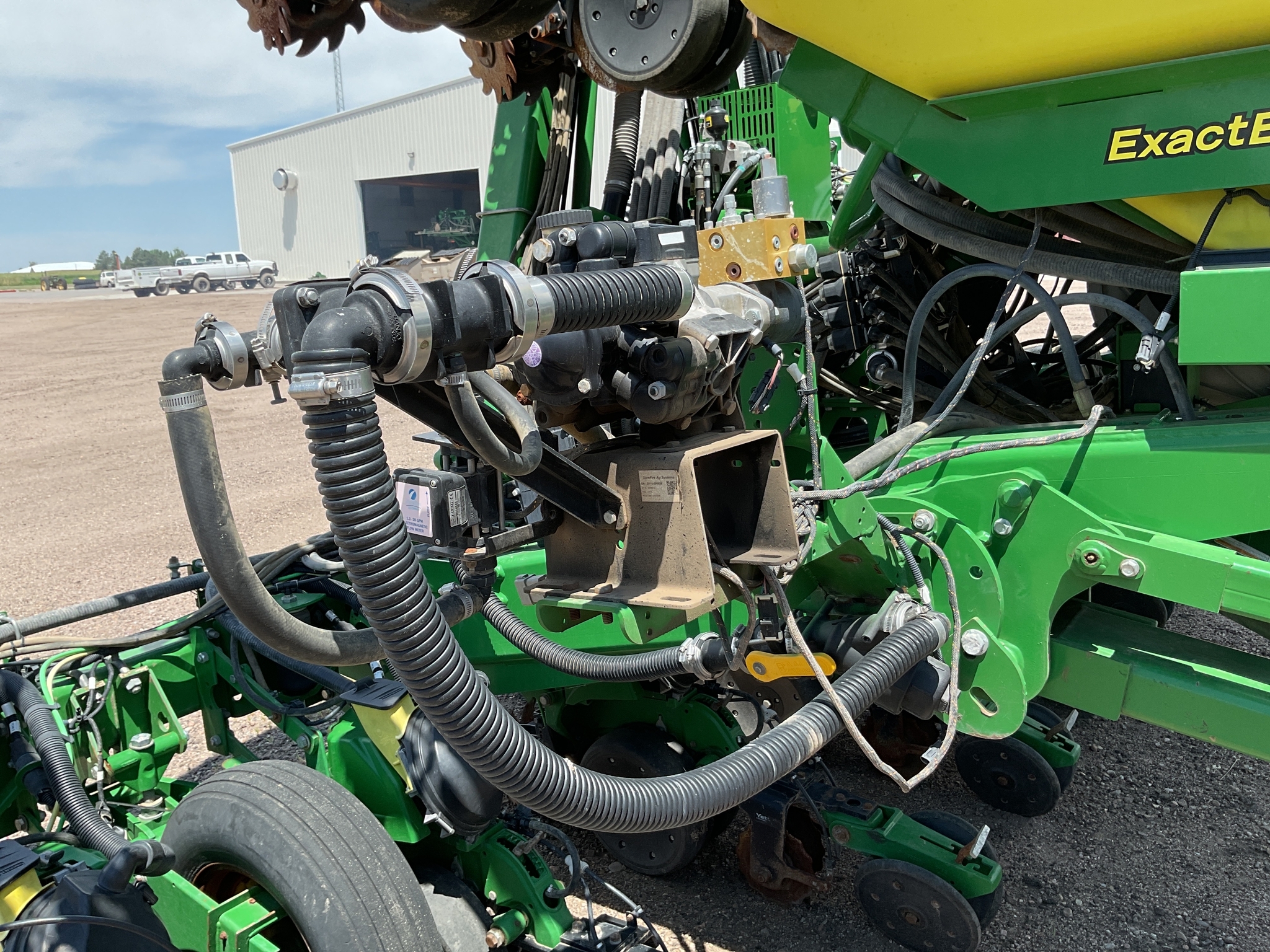 2016 John Deere 1725 CCS Planter