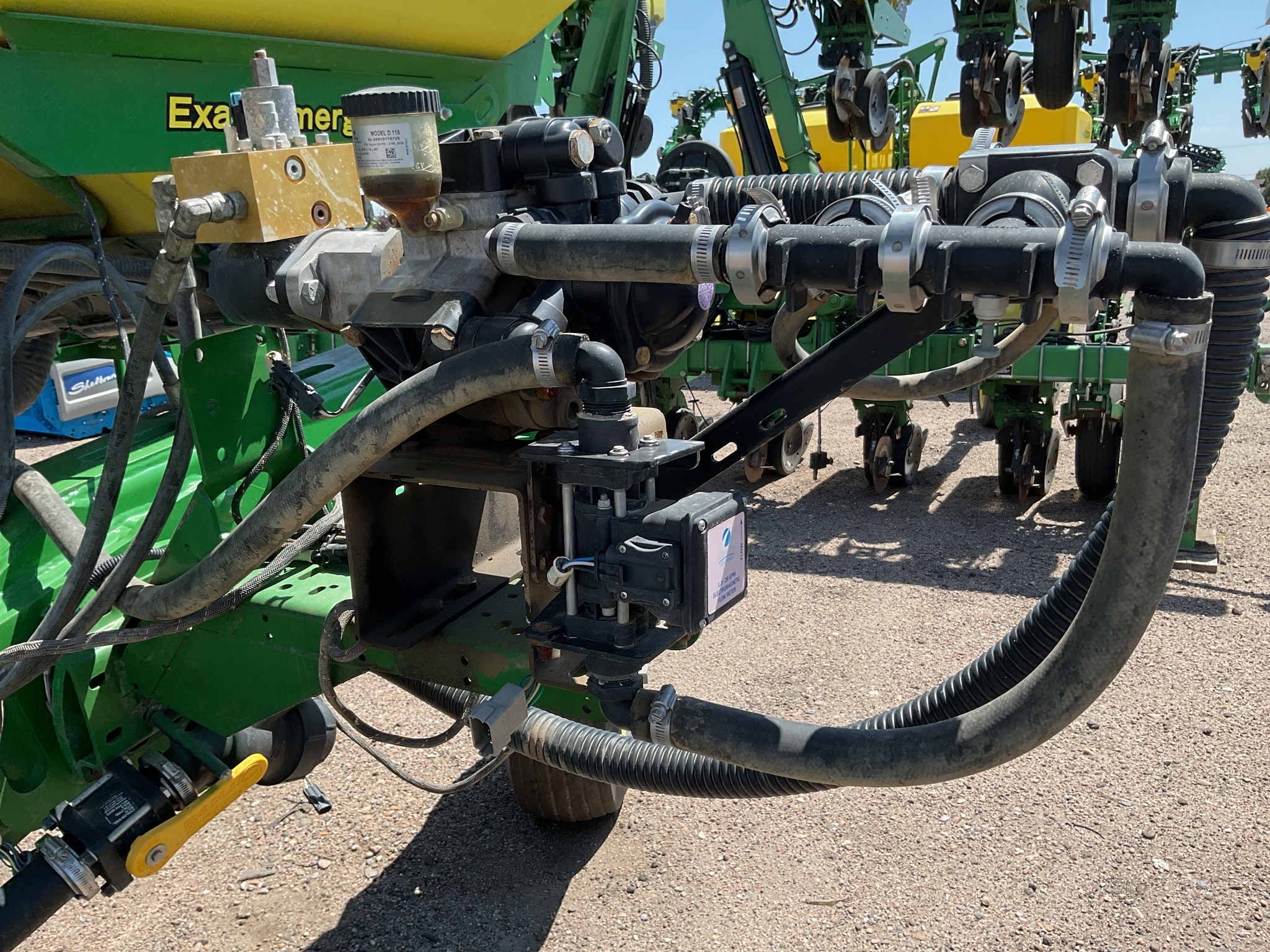2016 John Deere 1725 CCS Planter