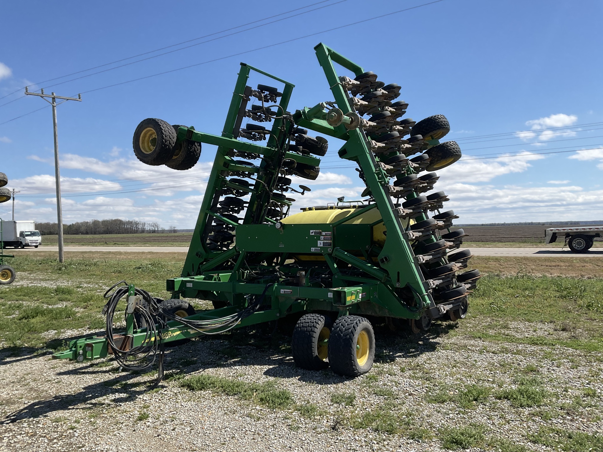 2012 John Deere 1990 Air Seeder